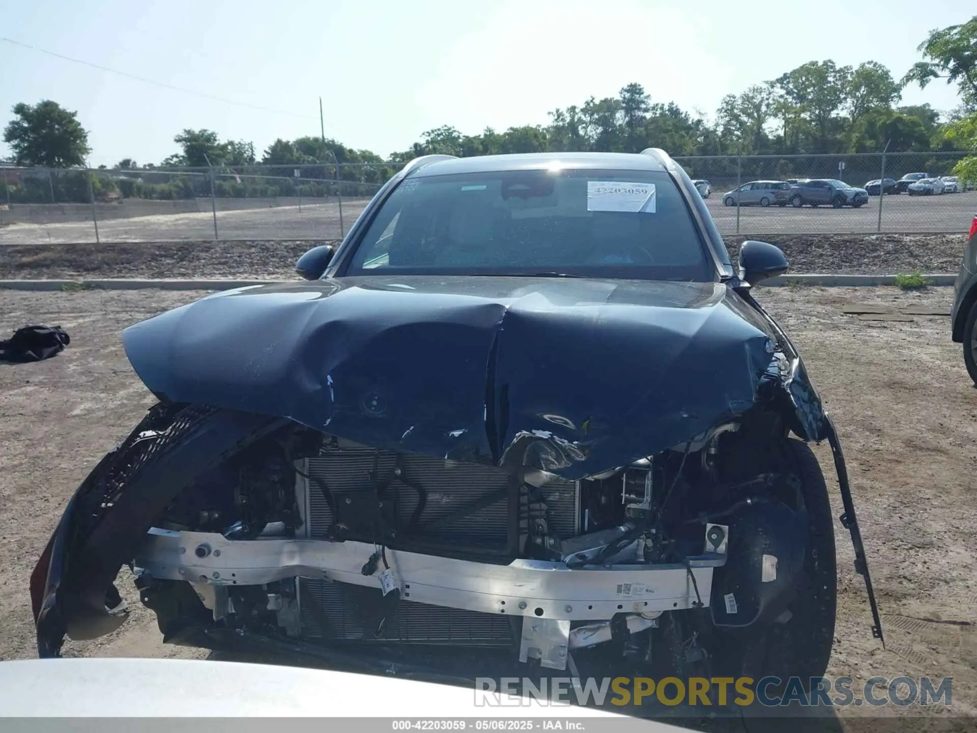 12 Photograph of a damaged car W1NKM4HB6RF215914 MERCEDES-BENZ GLC 300 2024