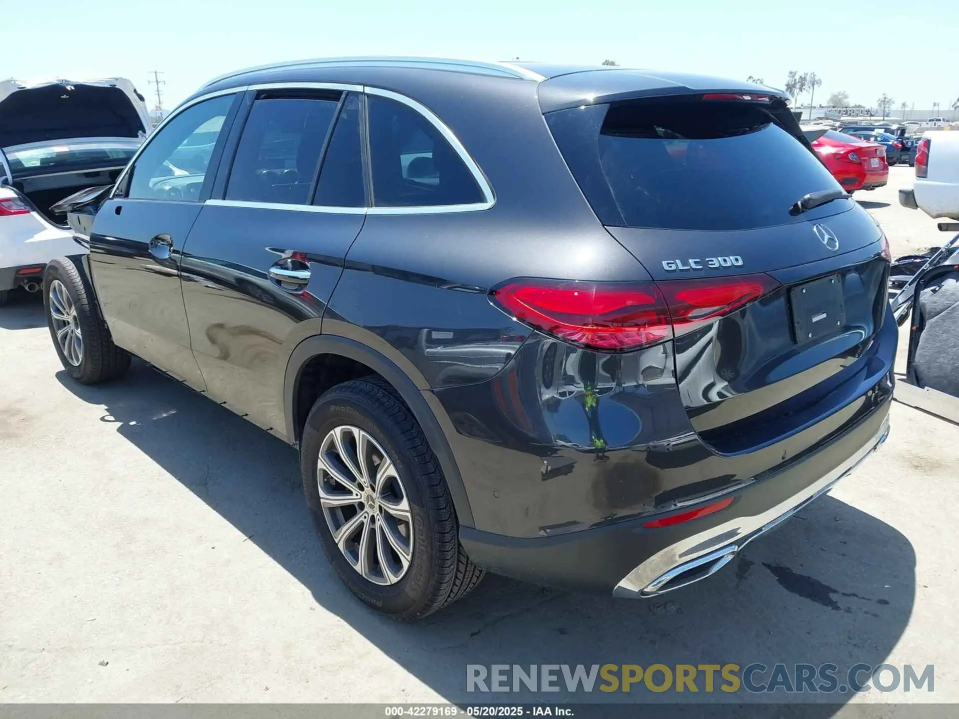 3 Photograph of a damaged car W1NKM4HBXRF100989 MERCEDES-BENZ GLC 300 2024