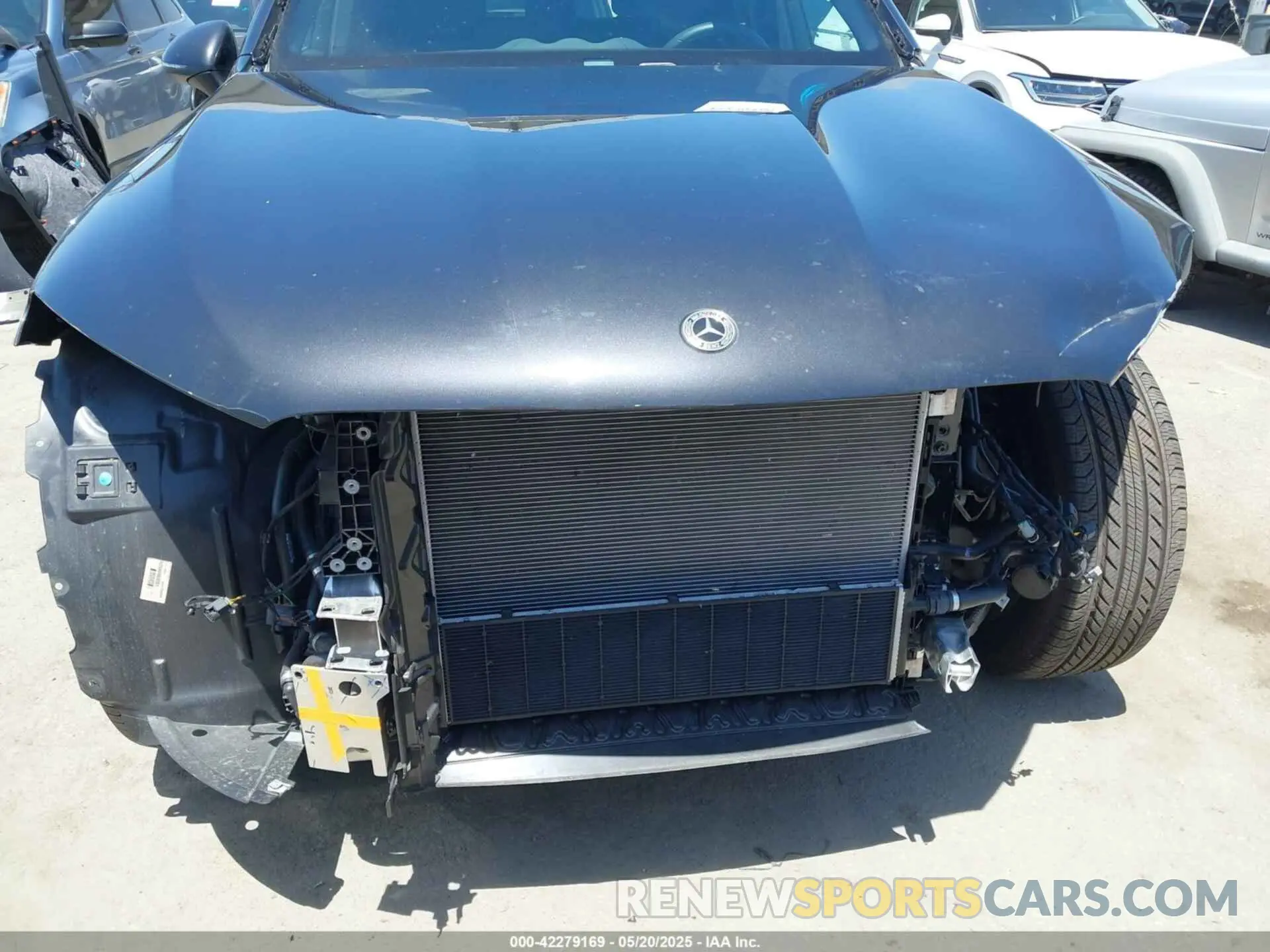 6 Photograph of a damaged car W1NKM4HBXRF100989 MERCEDES-BENZ GLC 300 2024