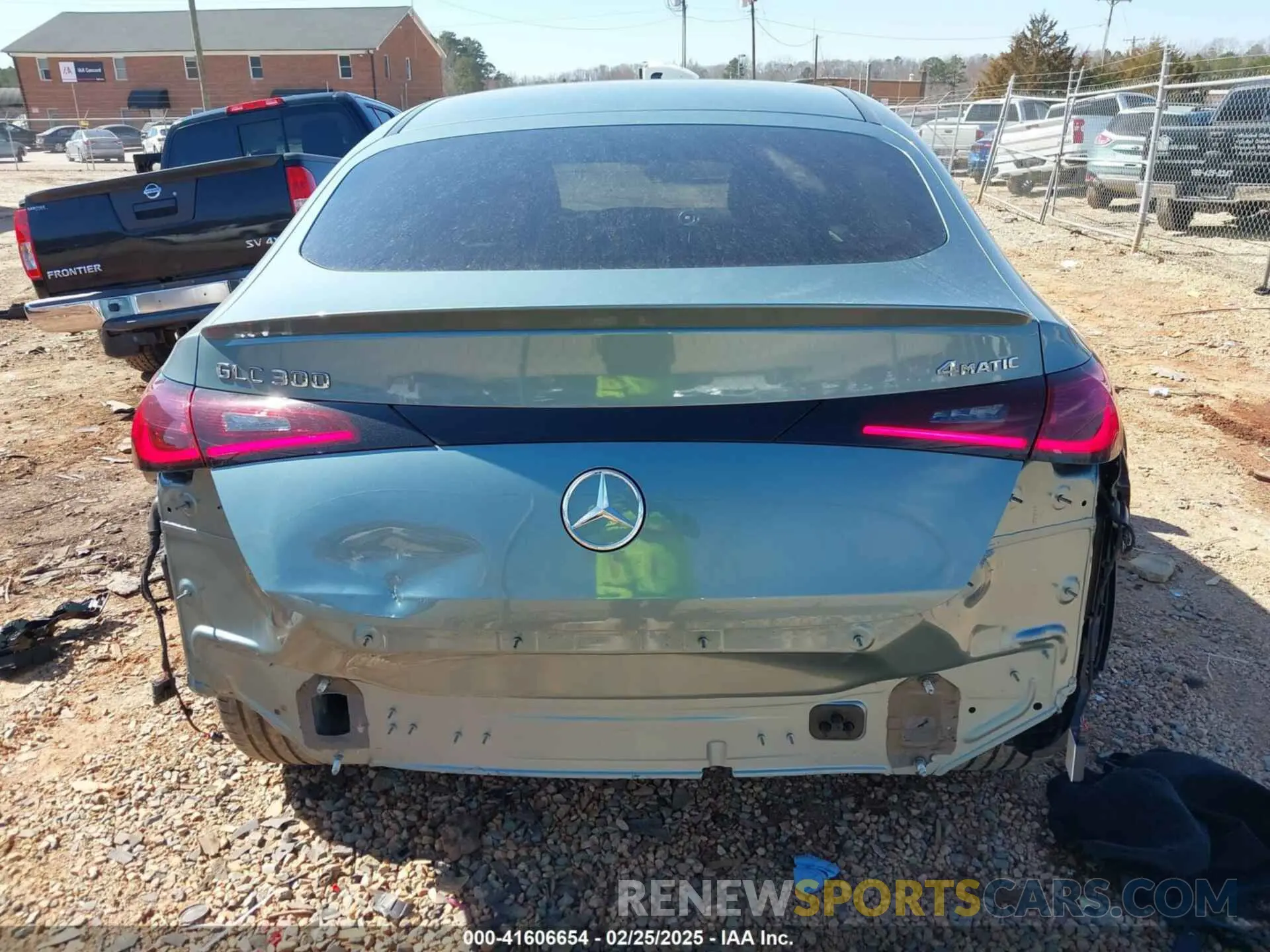 16 Photograph of a damaged car W1NKJ4HB1SF236734 MERCEDES-BENZ GLC 300 2025