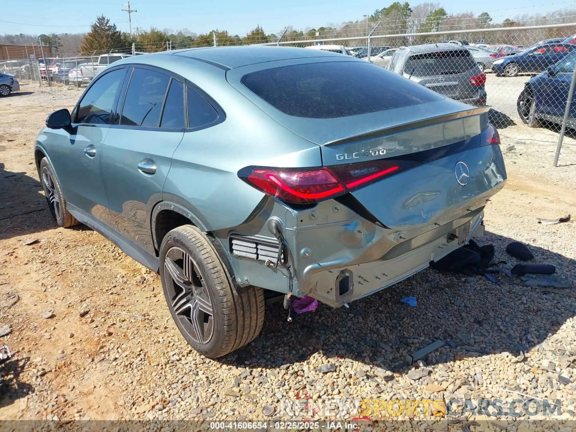 3 Photograph of a damaged car W1NKJ4HB1SF236734 MERCEDES-BENZ GLC 300 2025