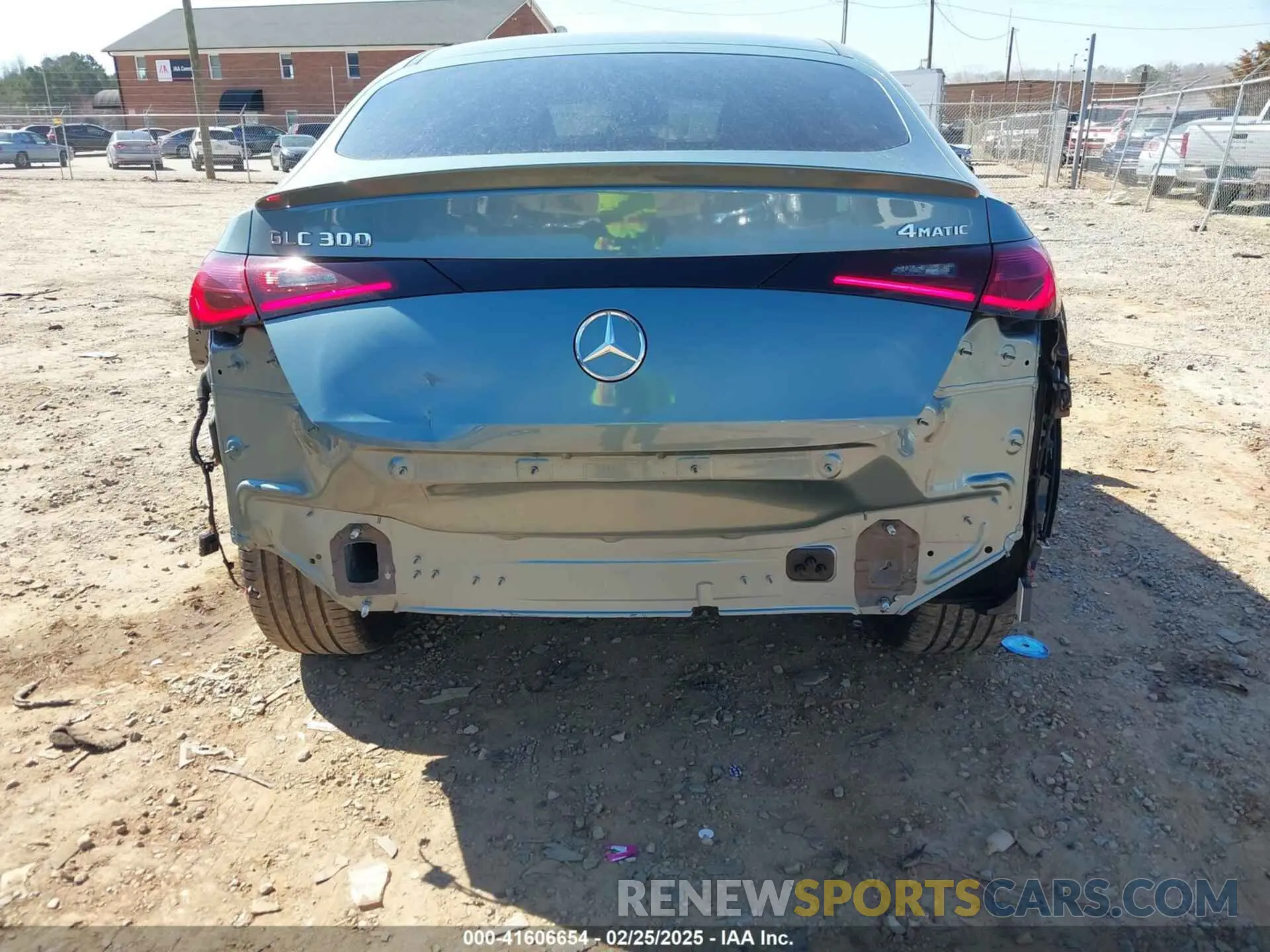 6 Photograph of a damaged car W1NKJ4HB1SF236734 MERCEDES-BENZ GLC 300 2025