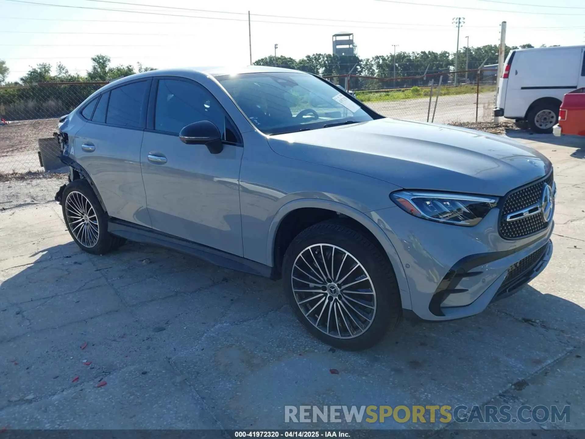 1 Photograph of a damaged car W1NKJ4HB7SF247723 MERCEDES-BENZ GLC 300 2025