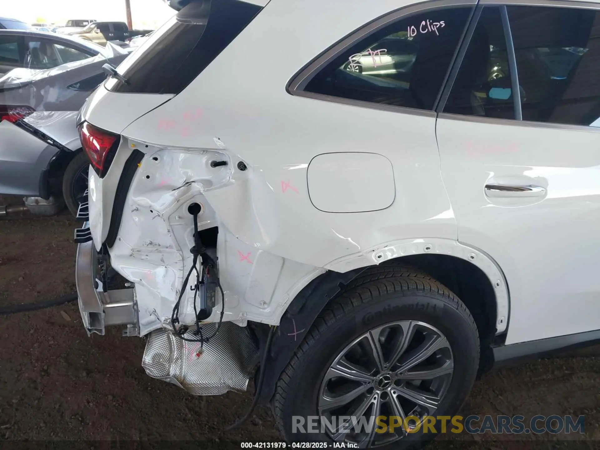 6 Photograph of a damaged car W1NKM4GB3SF274362 MERCEDES-BENZ GLC 300 2025