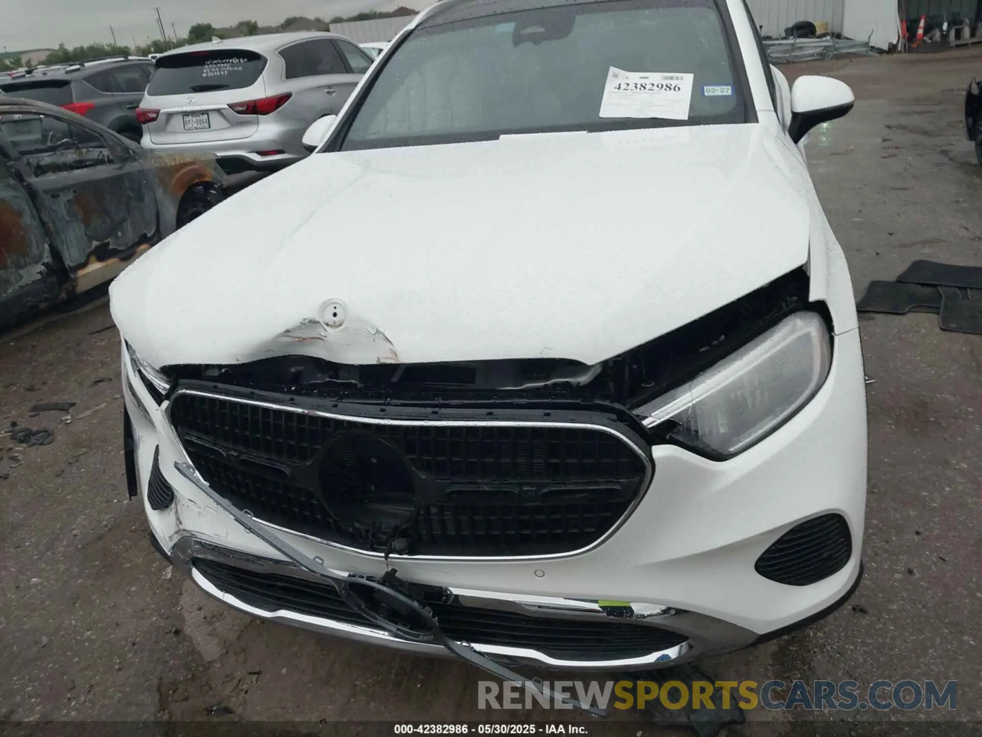 6 Photograph of a damaged car W1NKM4GB8SF336659 MERCEDES-BENZ GLC 300 2025