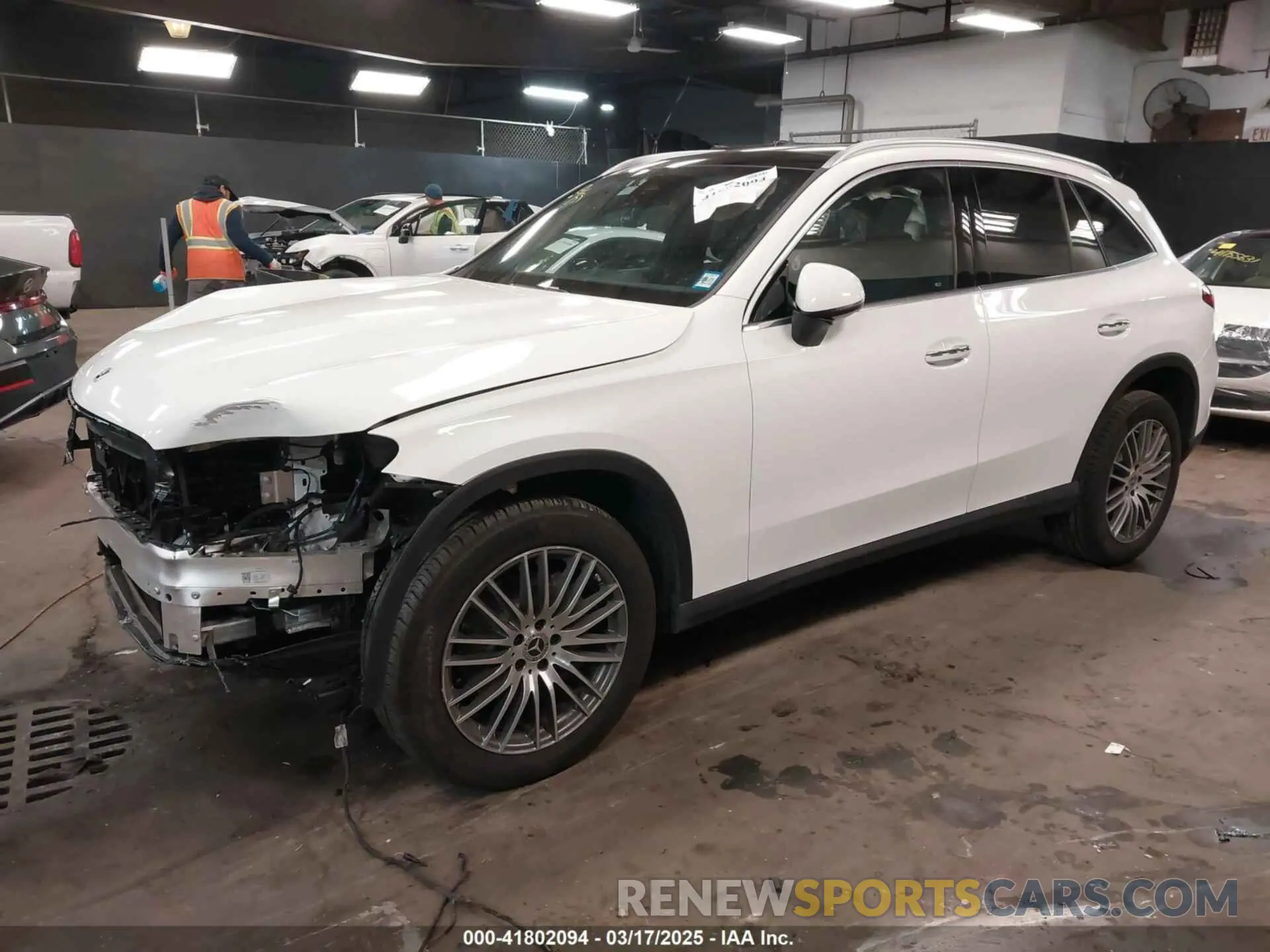 2 Photograph of a damaged car W1NKM4HB3SF272075 MERCEDES-BENZ GLC 300 2025