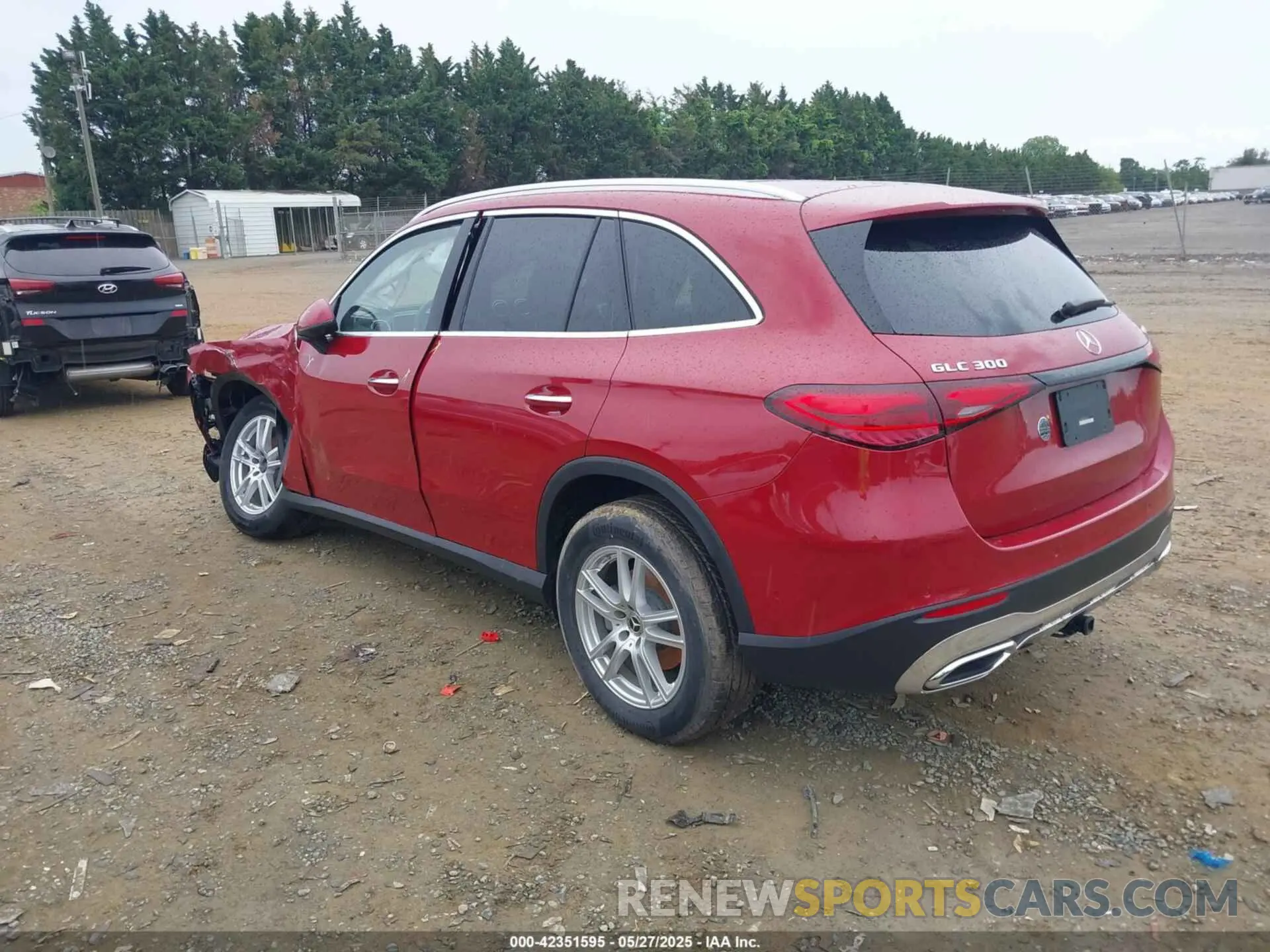 3 Photograph of a damaged car W1NKM4HB9SF239050 MERCEDES-BENZ GLC 300 2025