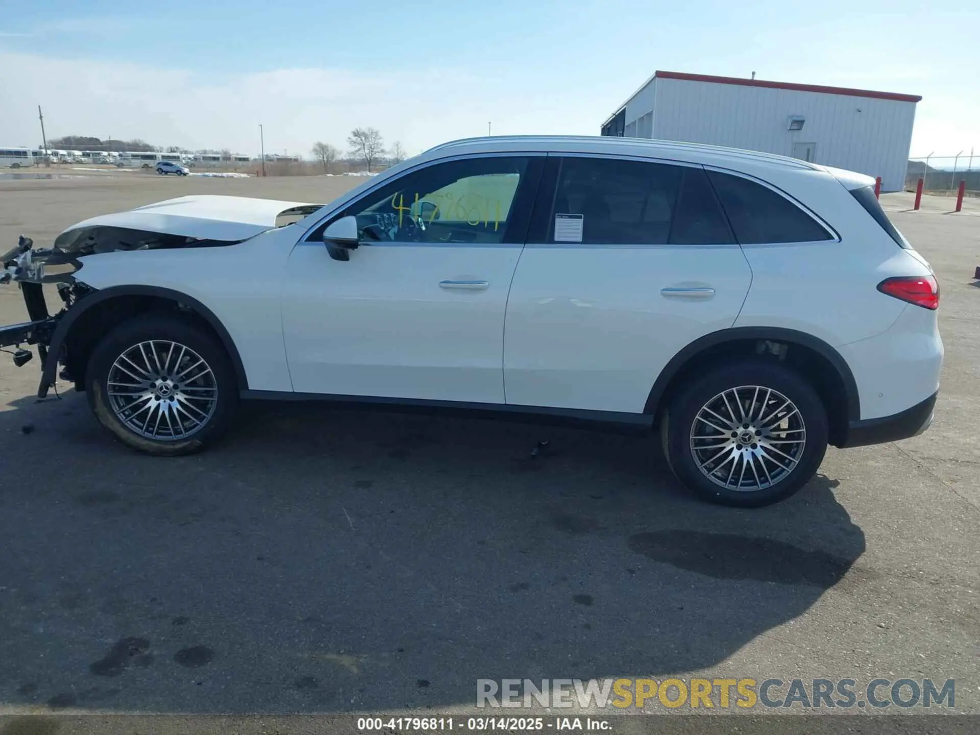 15 Photograph of a damaged car W1NKM4HBXSF282344 MERCEDES-BENZ GLC 300 2025