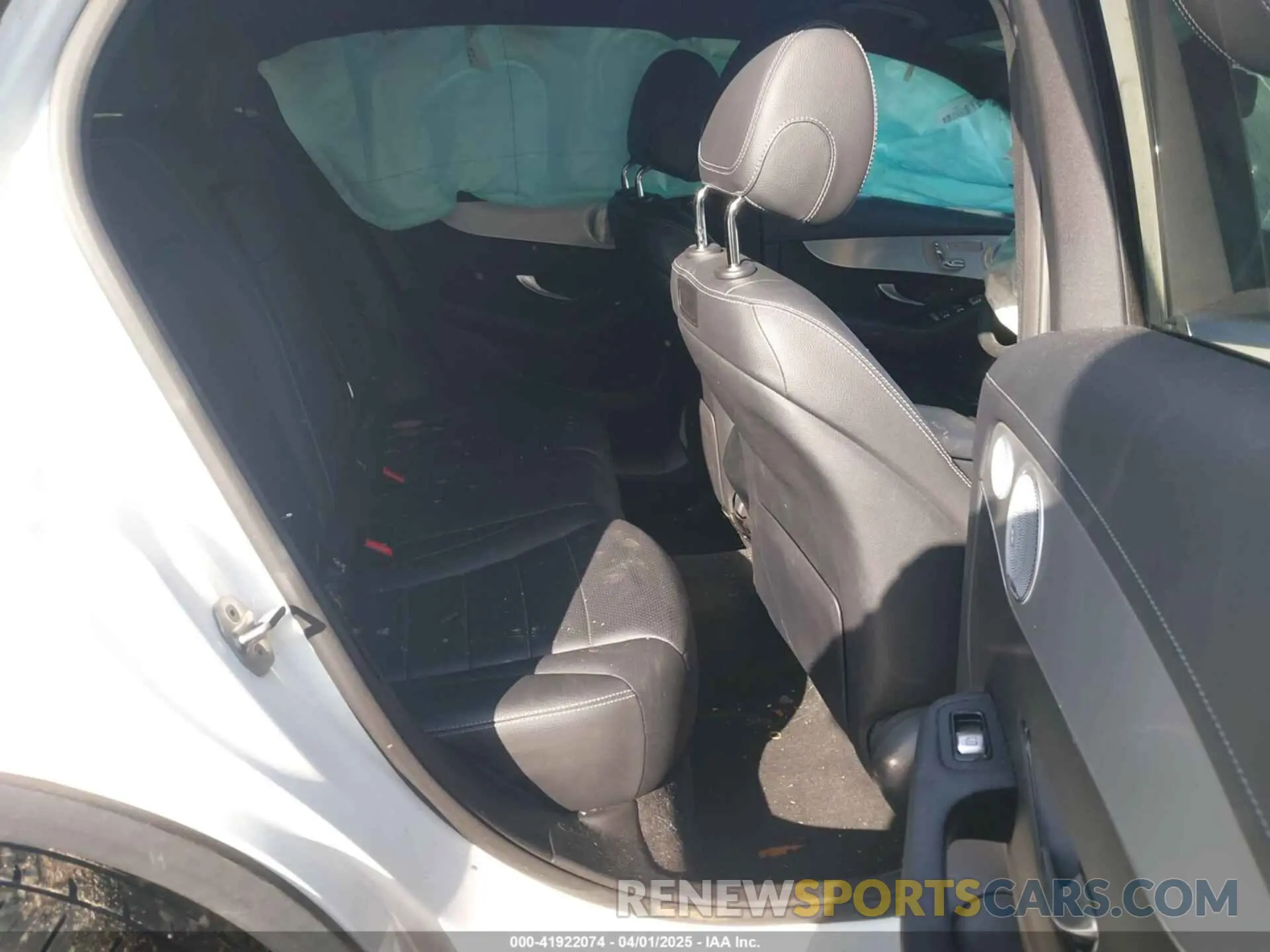 8 Photograph of a damaged car WDC0J4KB1KF638819 MERCEDES-BENZ GLC 300 COUPE 2019