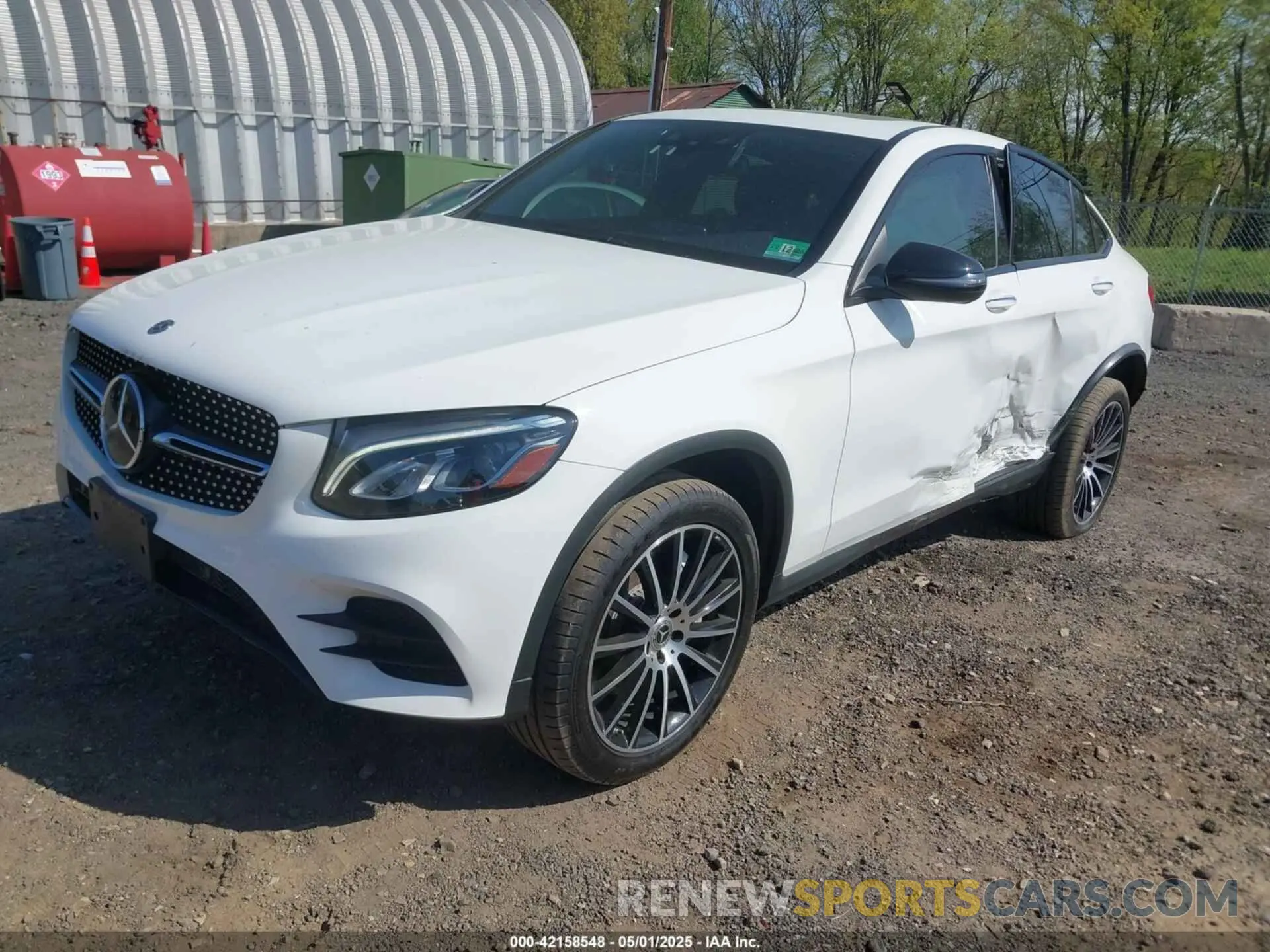 2 Photograph of a damaged car WDC0J4KB4KF538570 MERCEDES-BENZ GLC 300 COUPE 2019