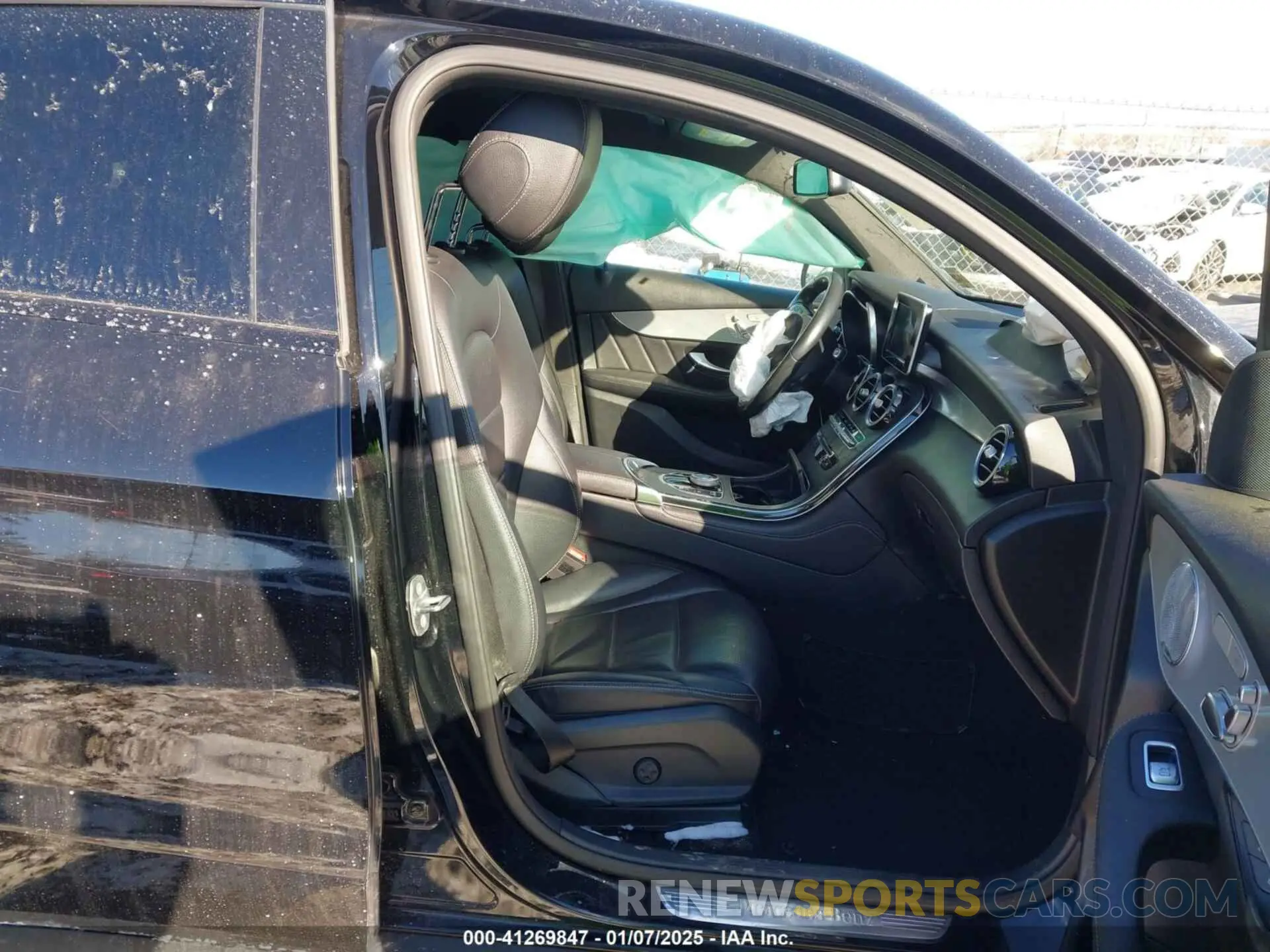 5 Photograph of a damaged car WDC0J4KB9KF538435 MERCEDES-BENZ GLC 300 COUPE 2019