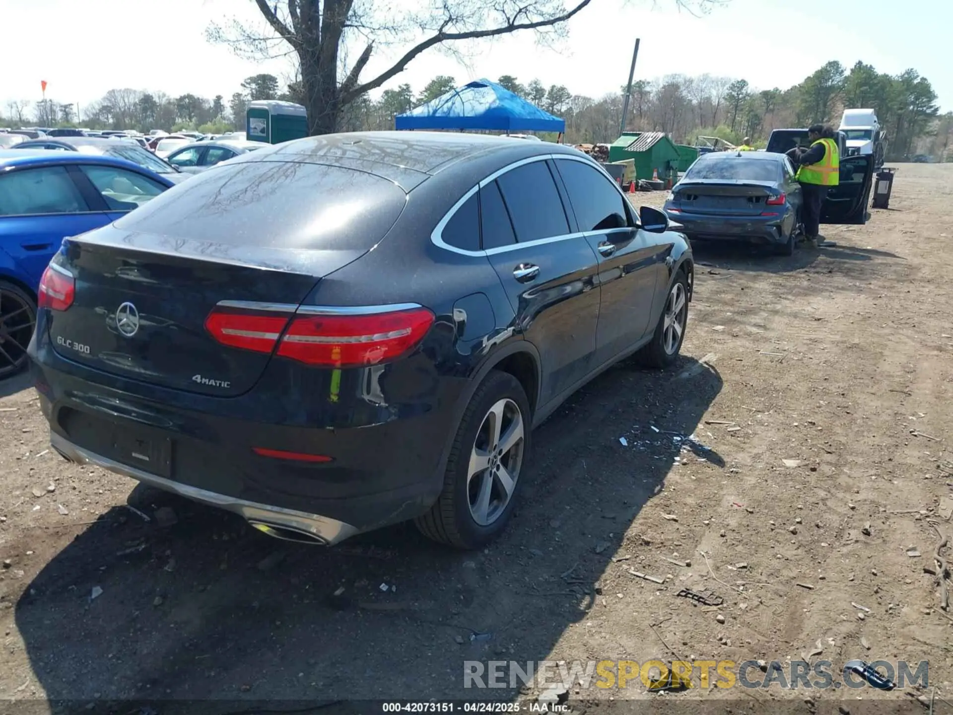 4 Photograph of a damaged car WDC0J4KB9KF579356 MERCEDES-BENZ GLC 300 COUPE 2019