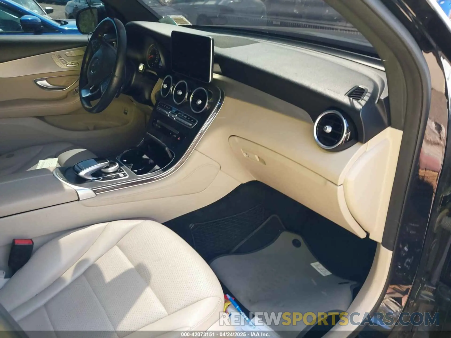 5 Photograph of a damaged car WDC0J4KB9KF579356 MERCEDES-BENZ GLC 300 COUPE 2019