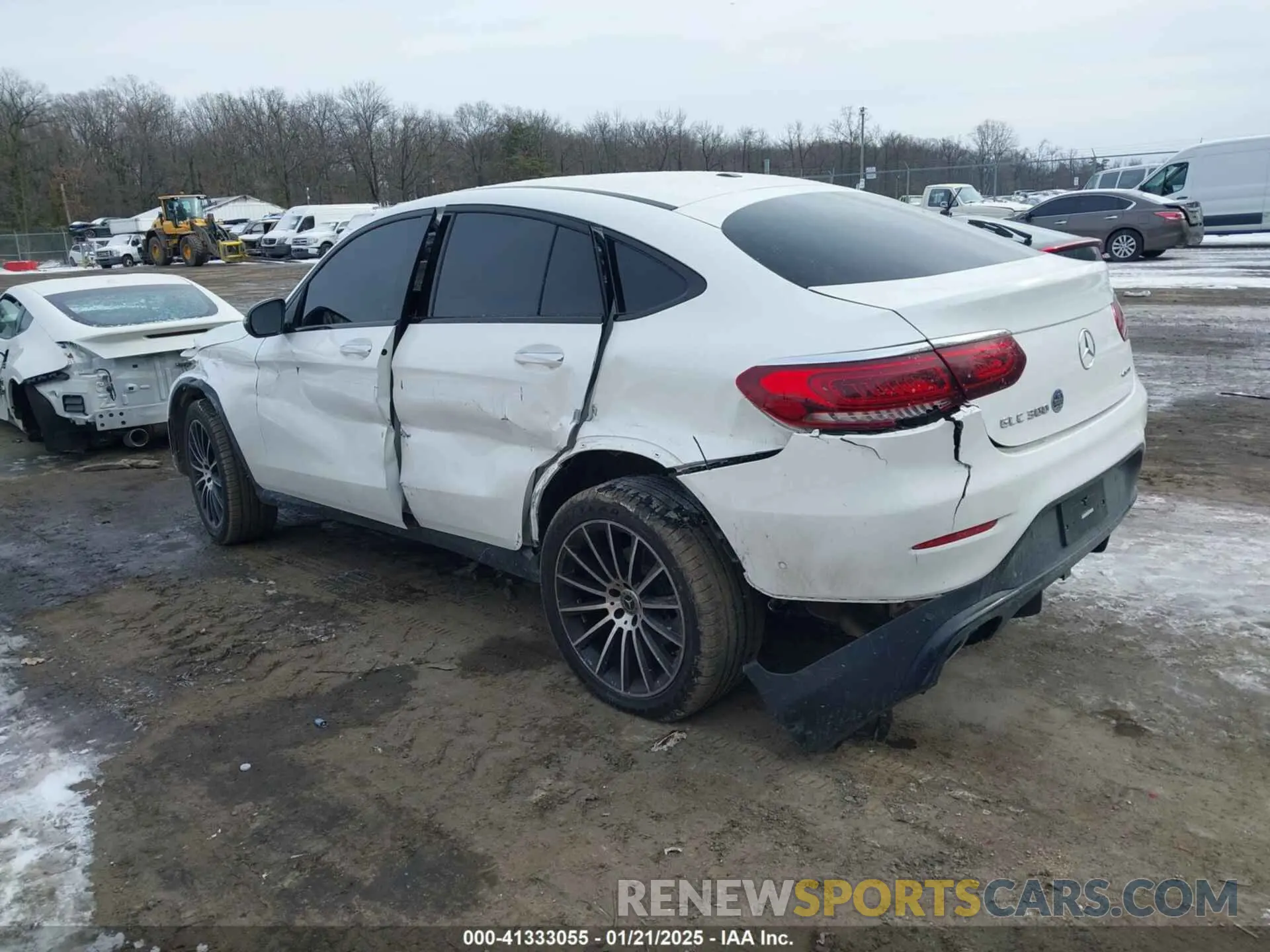 3 Photograph of a damaged car W1N0J8EB1LF858965 MERCEDES-BENZ GLC 300 COUPE 2020