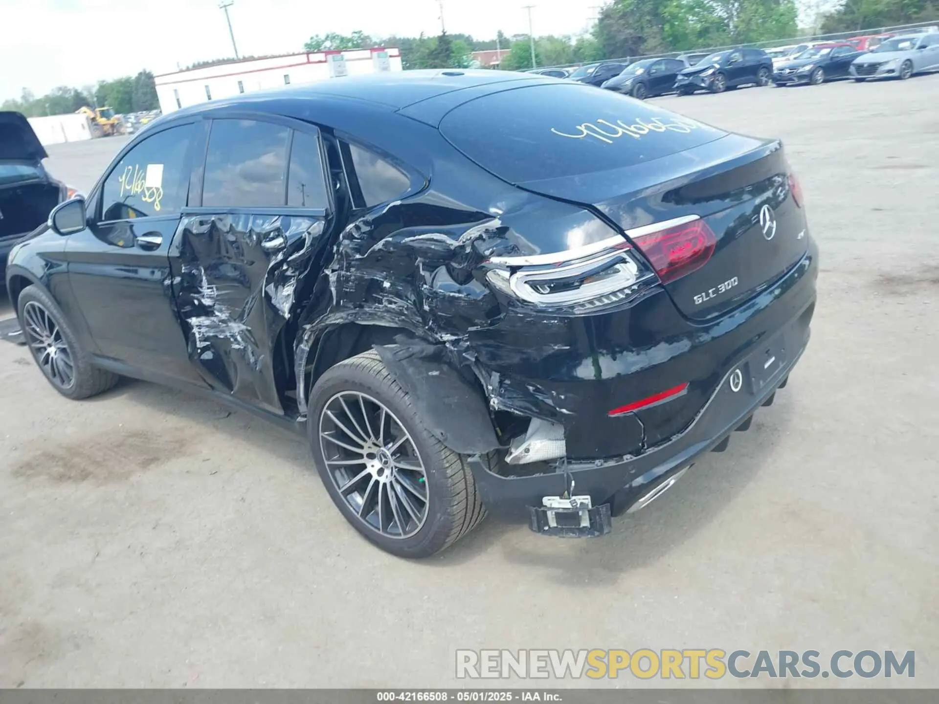 3 Photograph of a damaged car W1N0J8EB8LF850068 MERCEDES-BENZ GLC 300 COUPE 2020