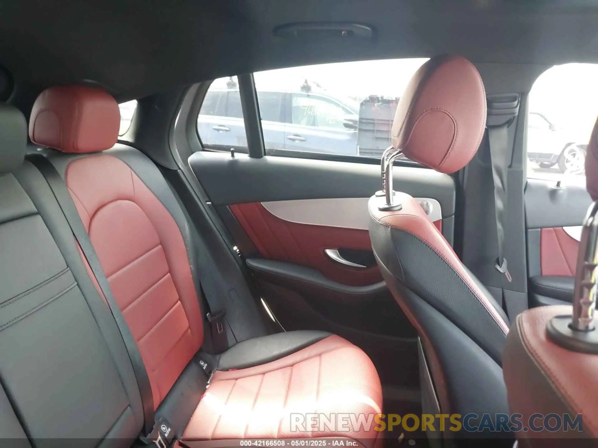 8 Photograph of a damaged car W1N0J8EB8LF850068 MERCEDES-BENZ GLC 300 COUPE 2020