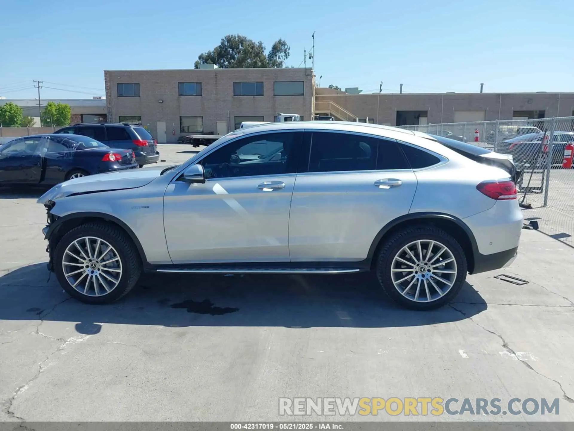 15 Photograph of a damaged car WDC0J8EB5LF708004 MERCEDES-BENZ GLC 300 COUPE 2020