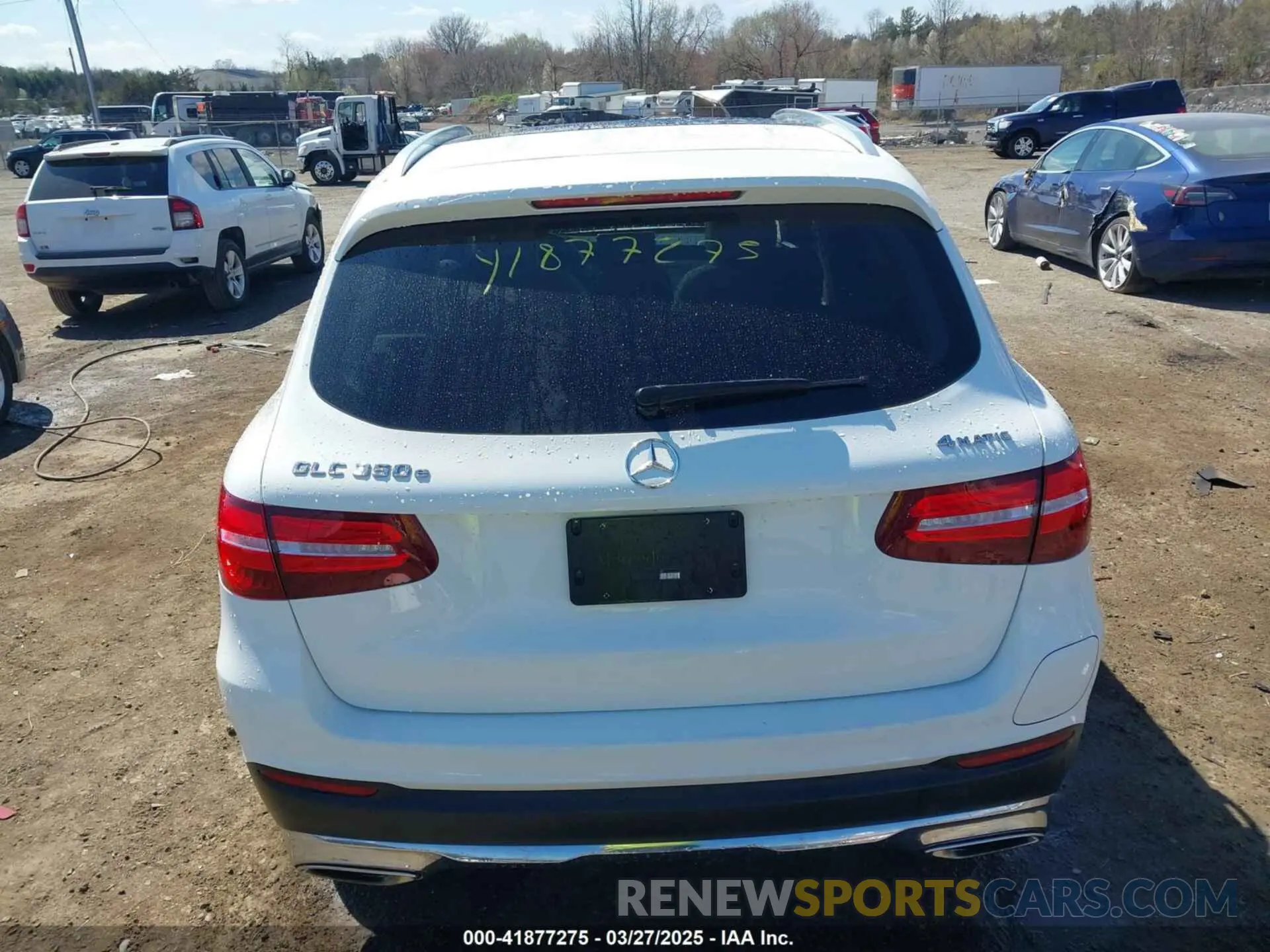 17 Photograph of a damaged car WDC0G5EB0KF603642 MERCEDES-BENZ GLC 350E 2019