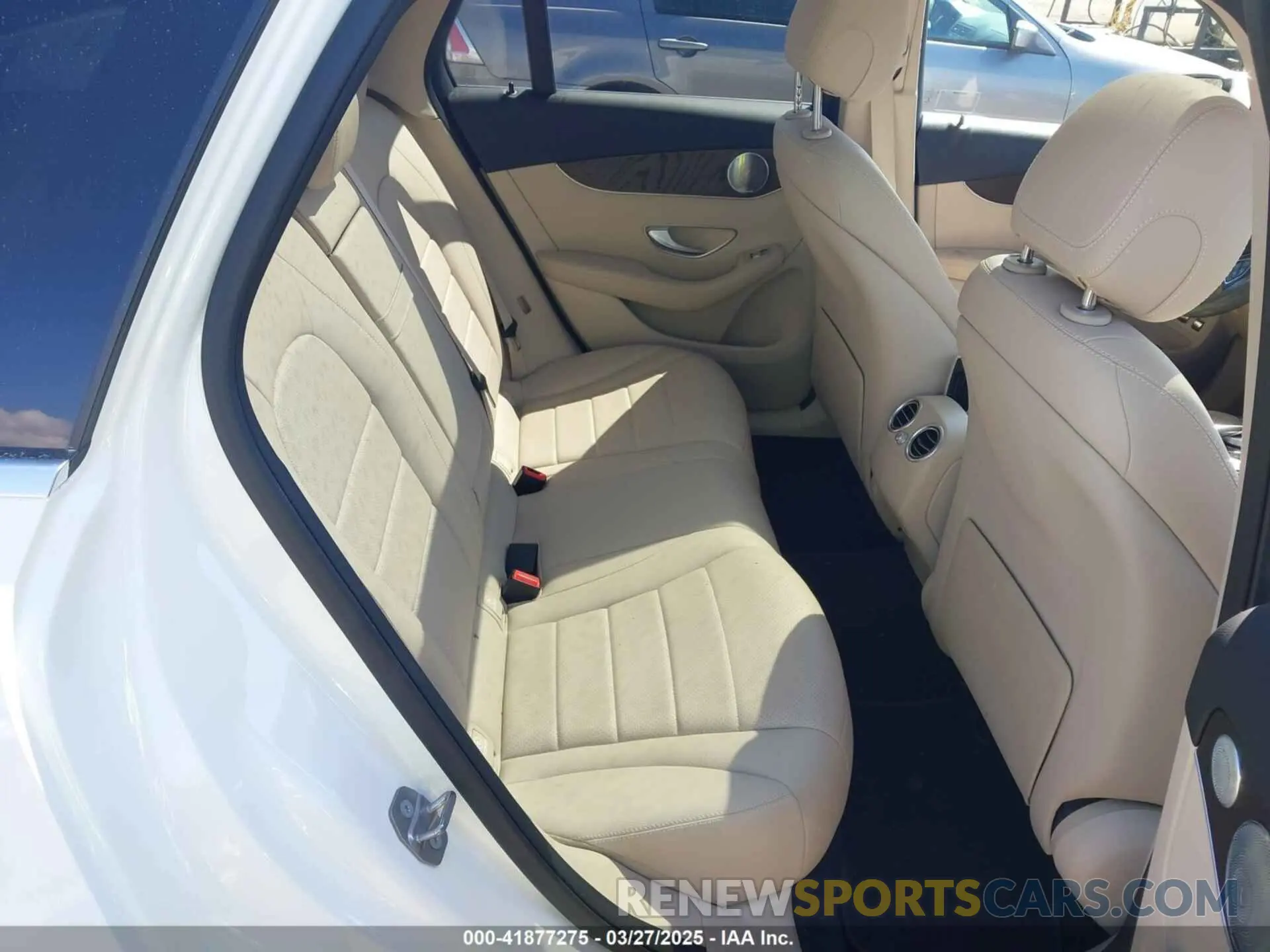 8 Photograph of a damaged car WDC0G5EB0KF603642 MERCEDES-BENZ GLC 350E 2019