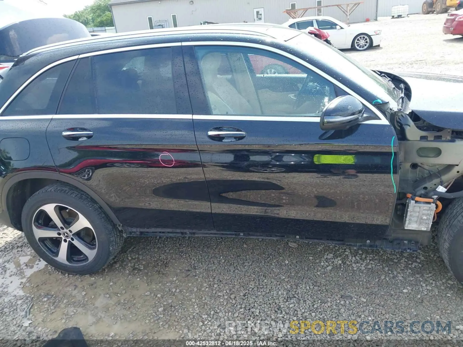 14 Photograph of a damaged car WDC0G5EB3KF578400 MERCEDES-BENZ GLC 350E 2019