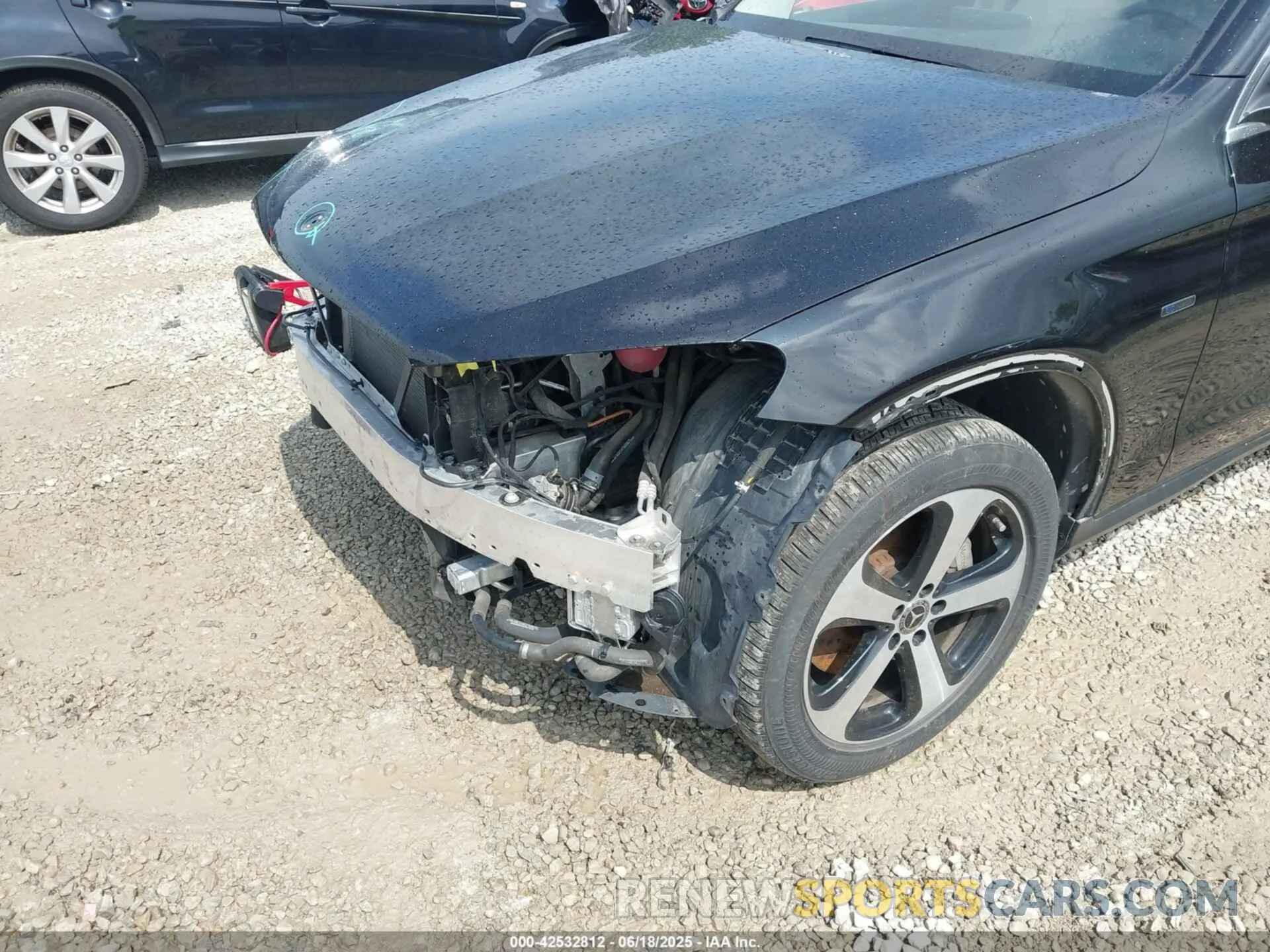 6 Photograph of a damaged car WDC0G5EB3KF578400 MERCEDES-BENZ GLC 350E 2019