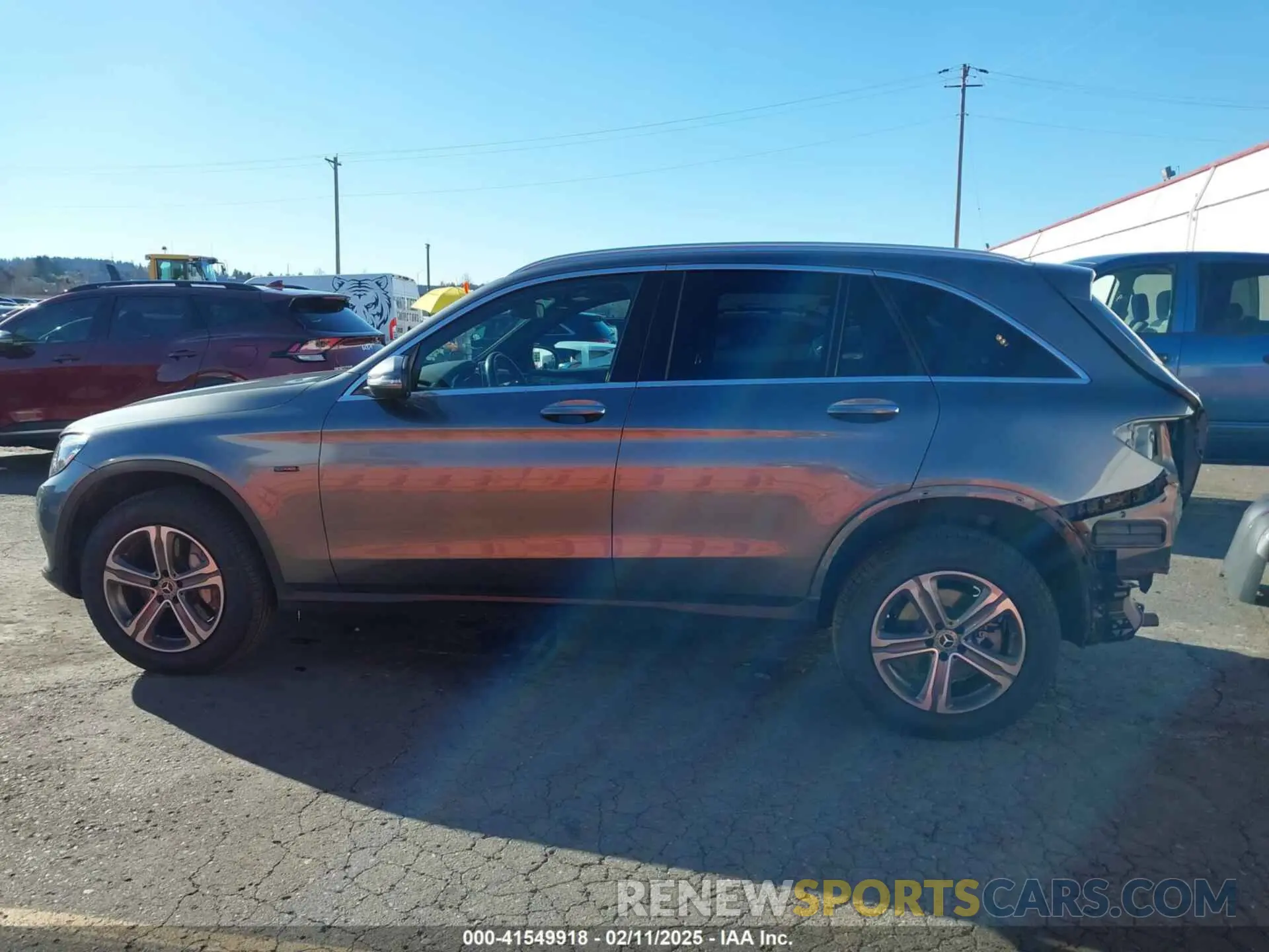 15 Photograph of a damaged car WDC0G5EB7KF619675 MERCEDES-BENZ GLC 350E 2019
