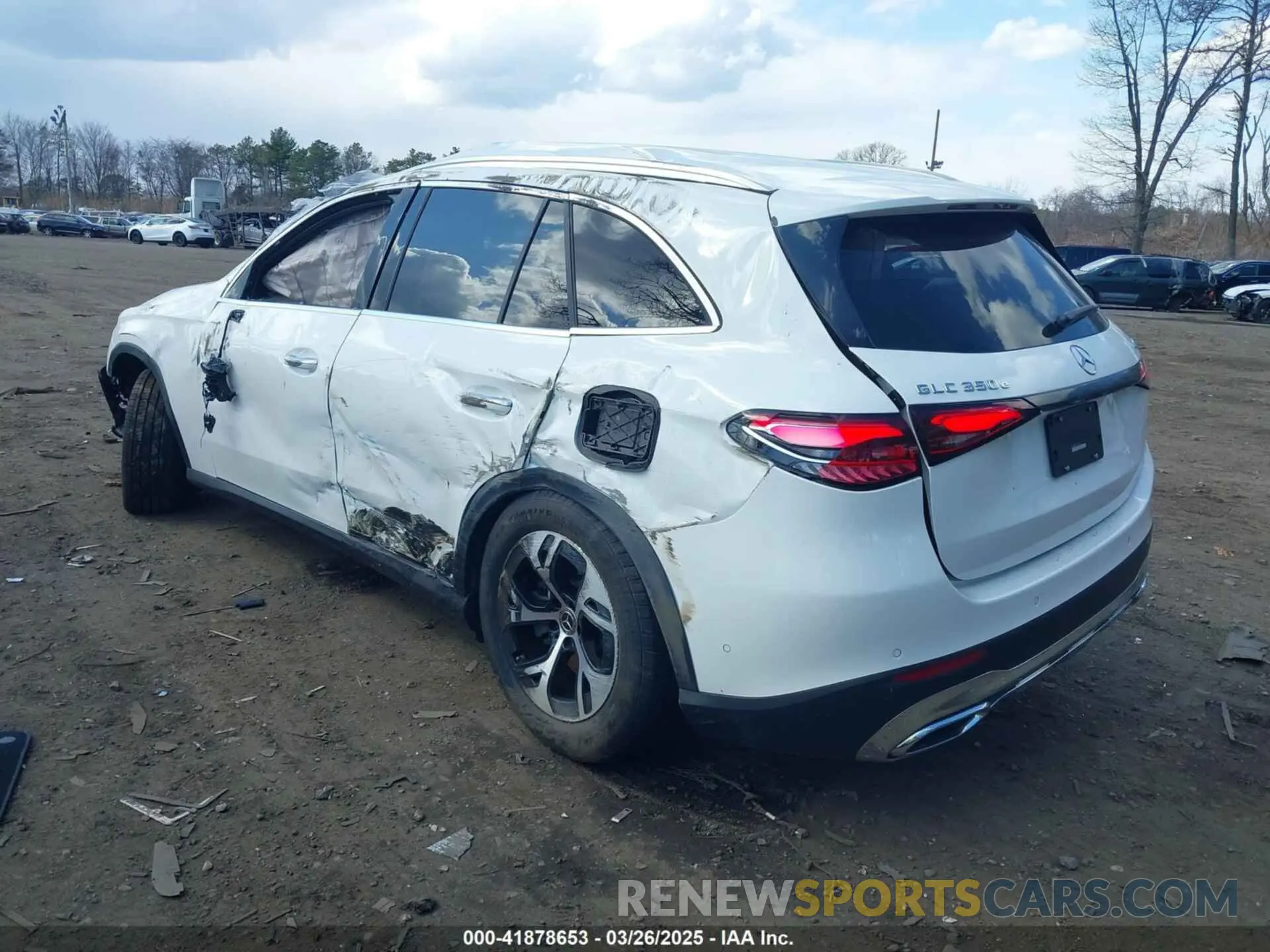 3 Photograph of a damaged car W1NKM5GBXSF284957 MERCEDES-BENZ GLC 350E 2025