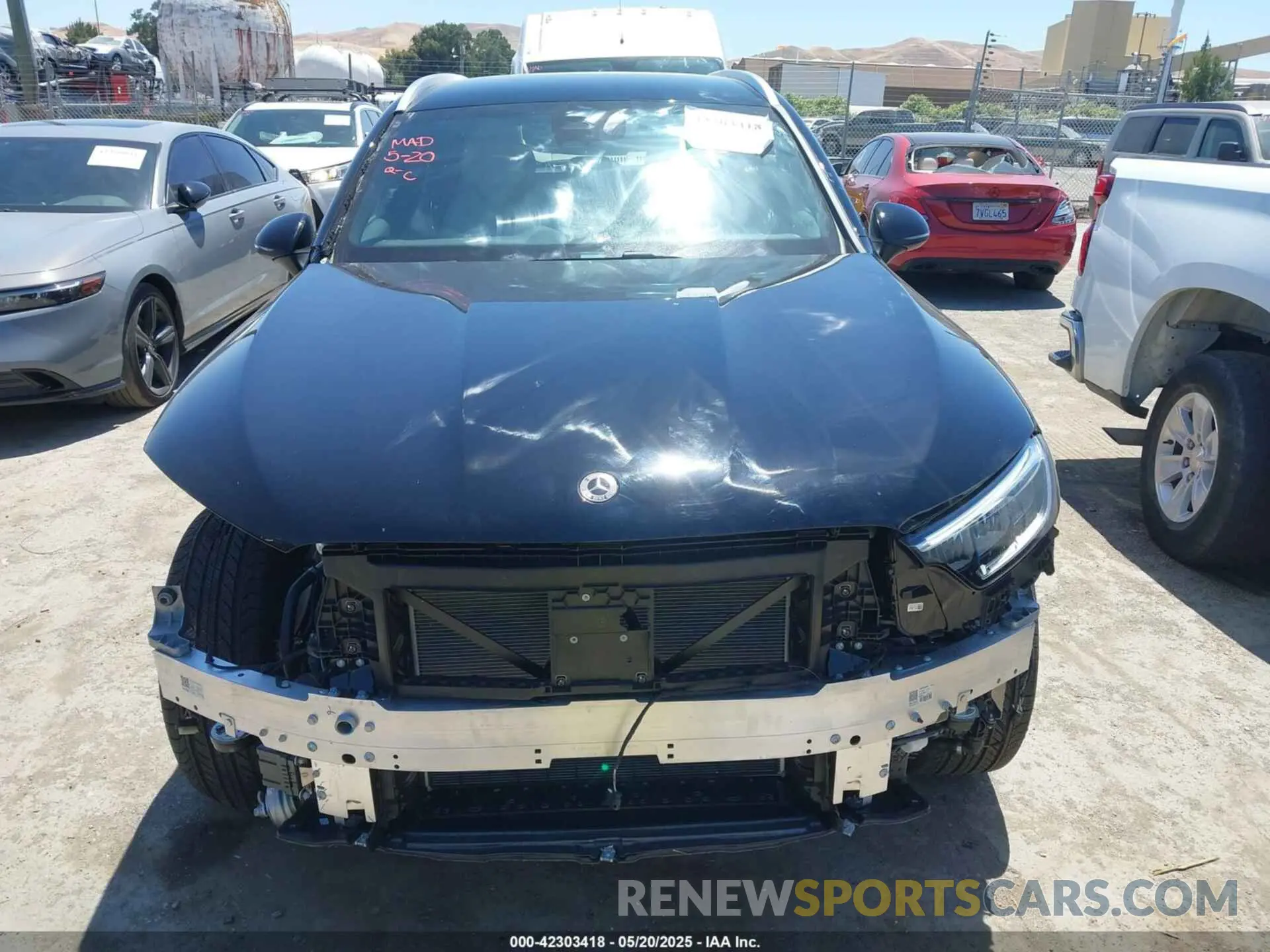 13 Photograph of a damaged car W1NKM5GBXSU079943 MERCEDES-BENZ GLC 350E 2025