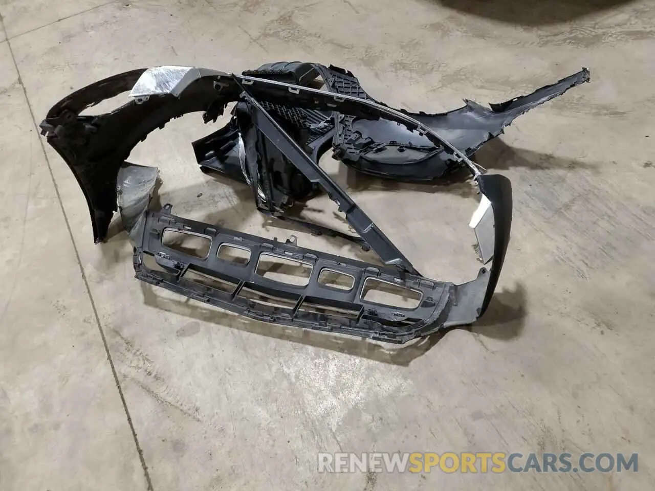 12 Photograph of a damaged car WDC0G4JB0KF481557 MERCEDES-BENZ GLC-CLASS 2019