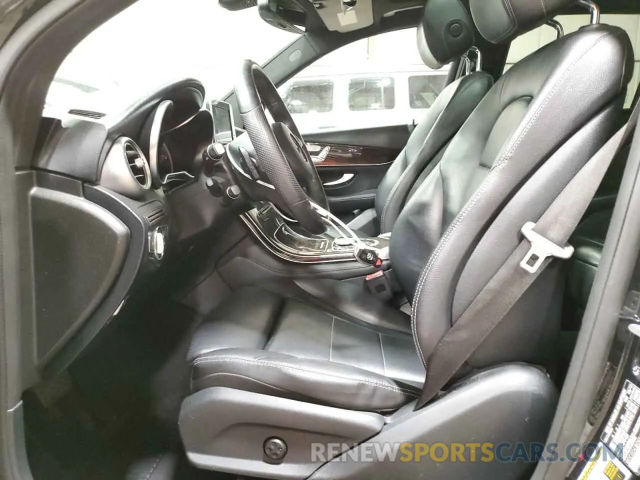 7 Photograph of a damaged car WDC0G4JB0KF481557 MERCEDES-BENZ GLC-CLASS 2019
