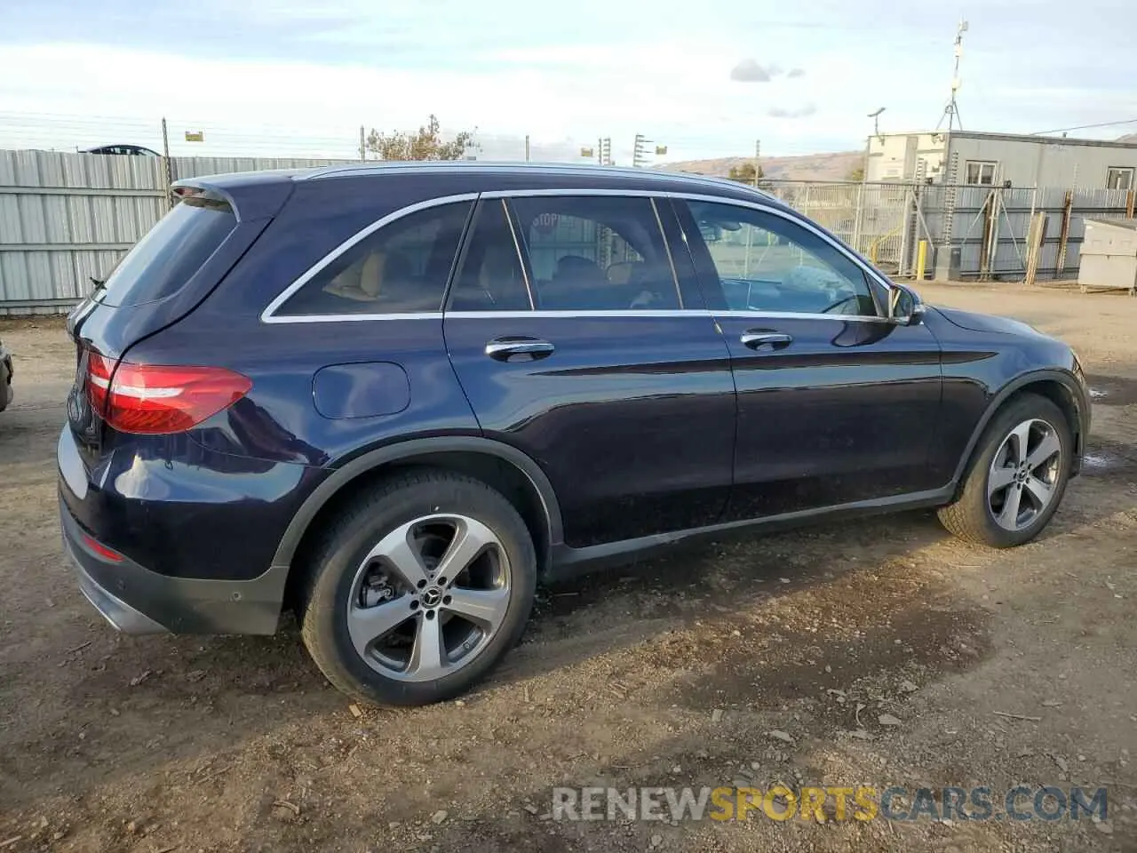 3 Photograph of a damaged car WDC0G4JB0KF599477 MERCEDES-BENZ GLC-CLASS 2019