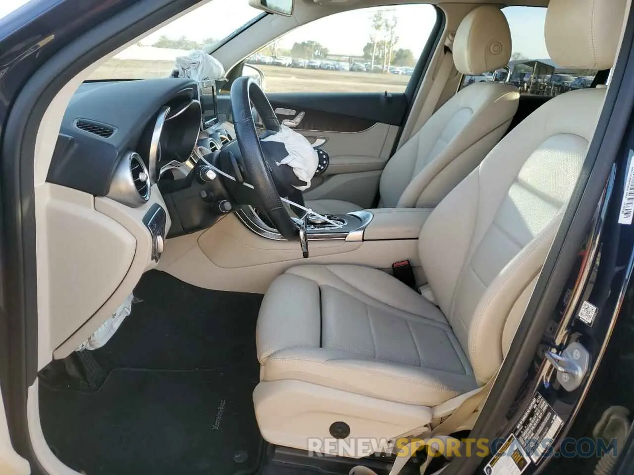 7 Photograph of a damaged car WDC0G4JB0KF599477 MERCEDES-BENZ GLC-CLASS 2019
