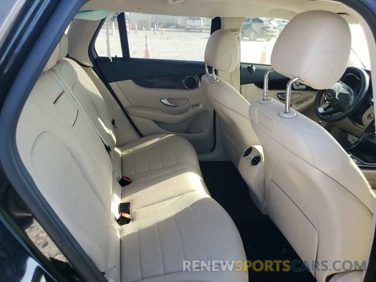 11 Photograph of a damaged car WDC0G4JB0KV118598 MERCEDES-BENZ GLC-CLASS 2019