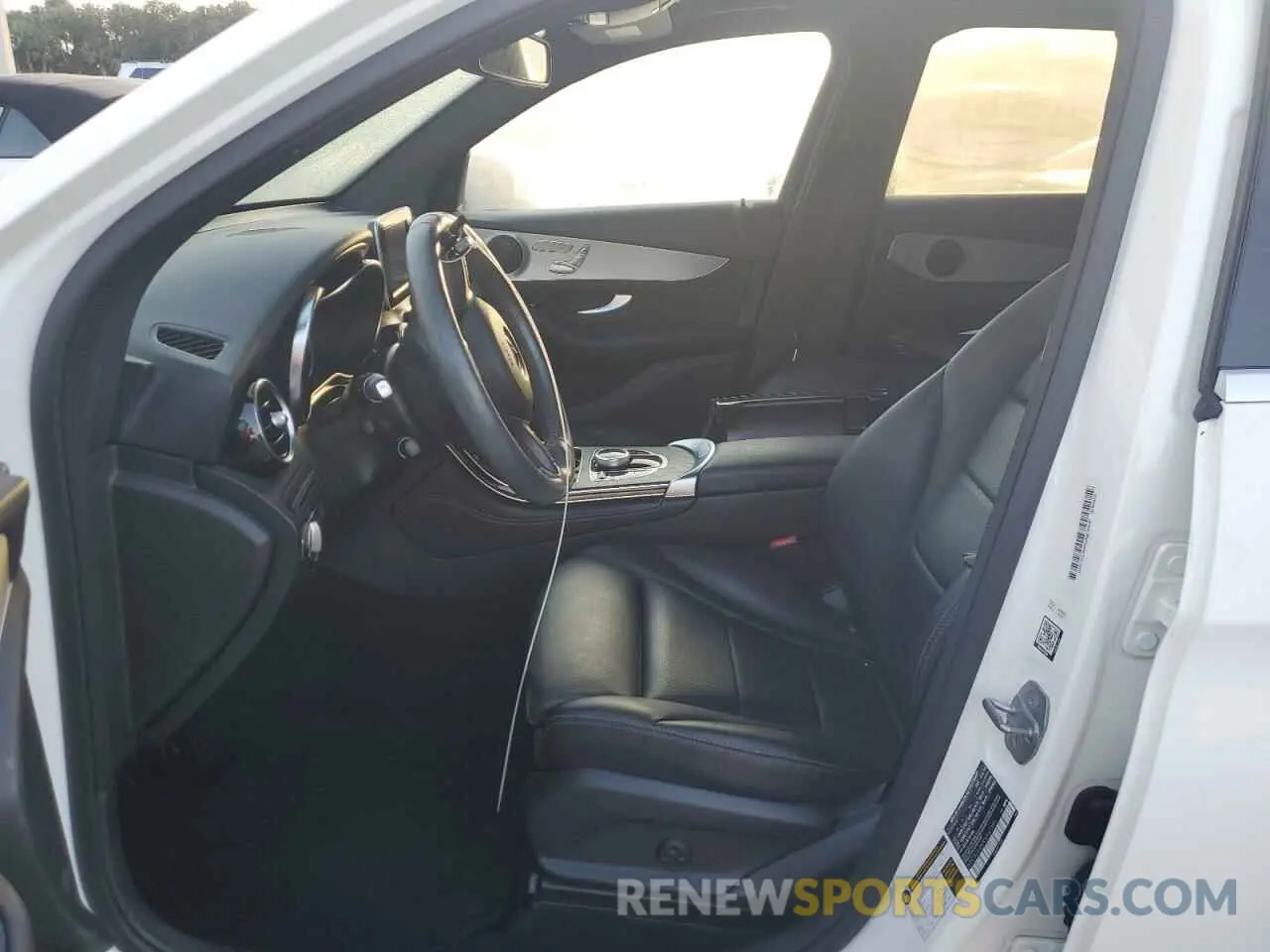 7 Photograph of a damaged car WDC0G4JB0KV167381 MERCEDES-BENZ GLC-CLASS 2019