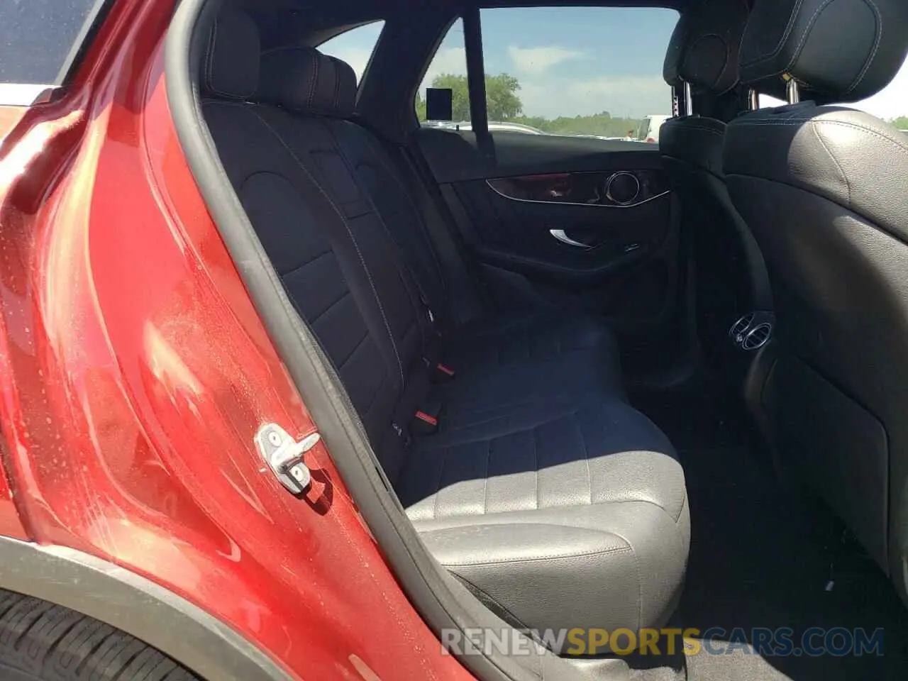 11 Photograph of a damaged car WDC0G4JB1KF590528 MERCEDES-BENZ GLC-CLASS 2019