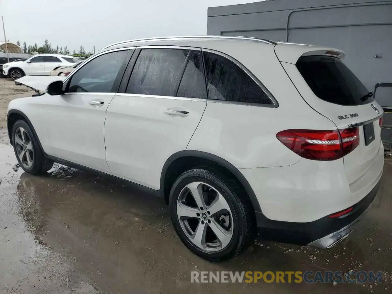 2 Photograph of a damaged car WDC0G4JB1KF606534 MERCEDES-BENZ GLC-CLASS 2019