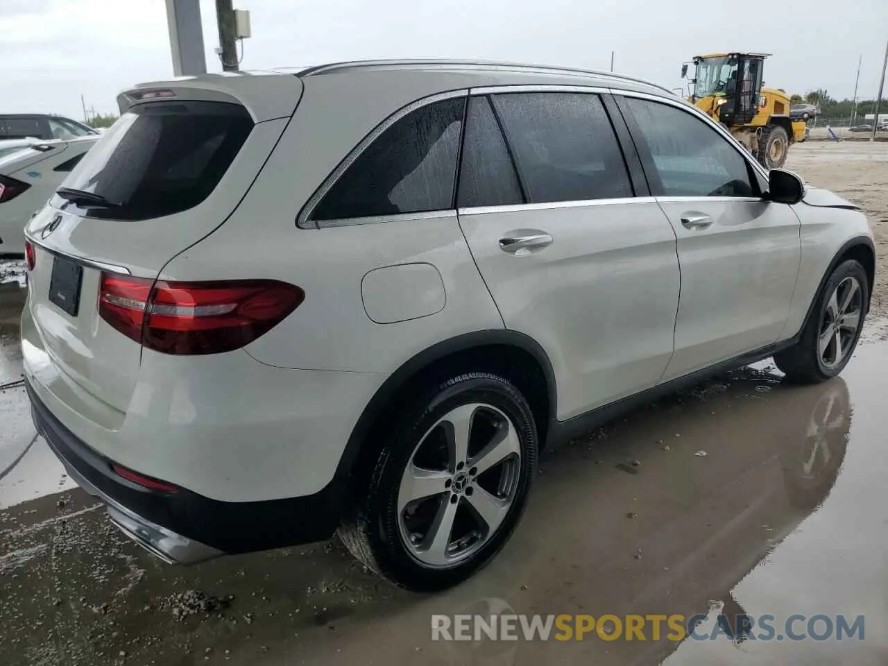 3 Photograph of a damaged car WDC0G4JB1KF606534 MERCEDES-BENZ GLC-CLASS 2019