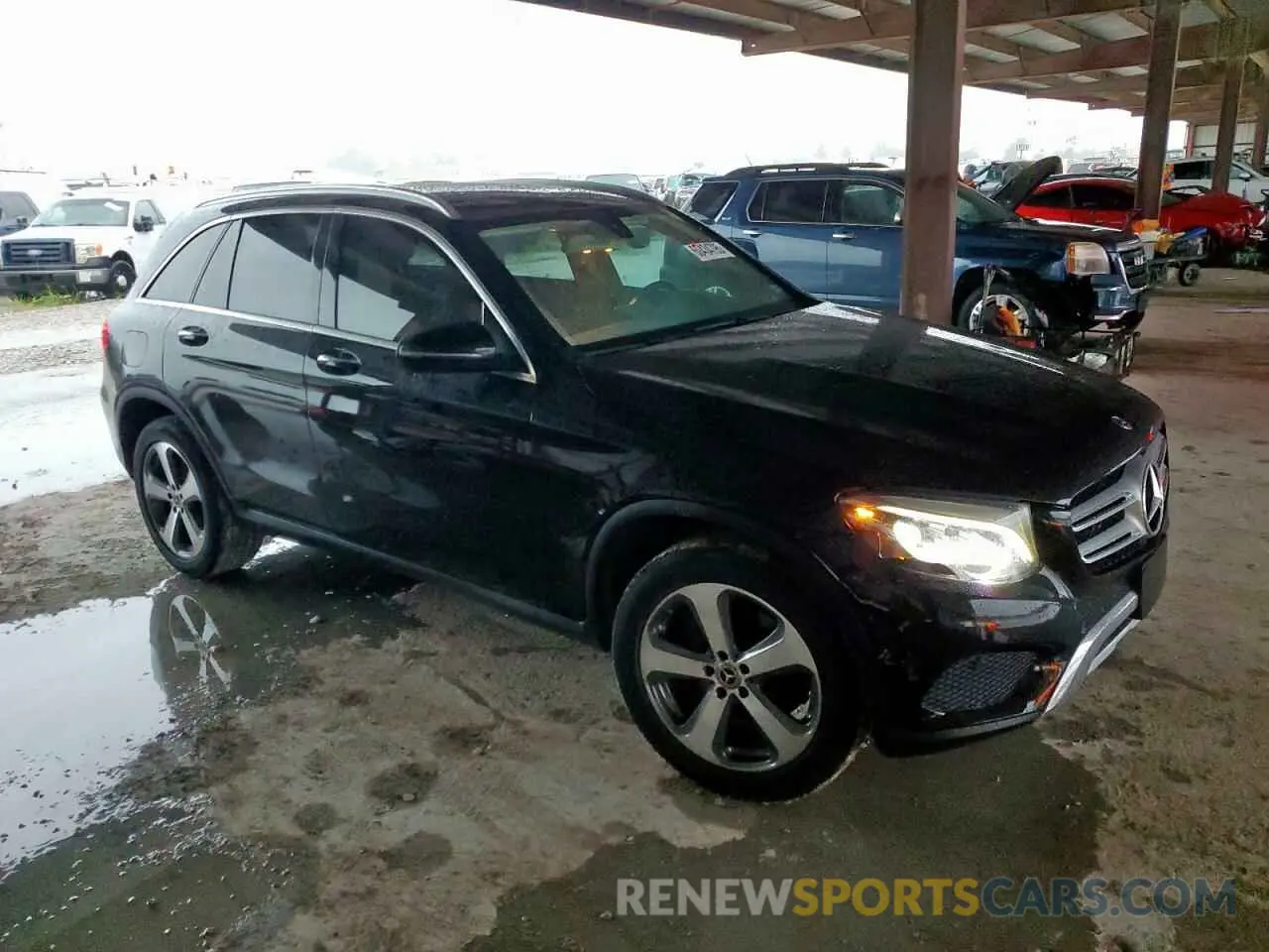 4 Photograph of a damaged car WDC0G4JB2KF587198 MERCEDES-BENZ GLC-CLASS 2019