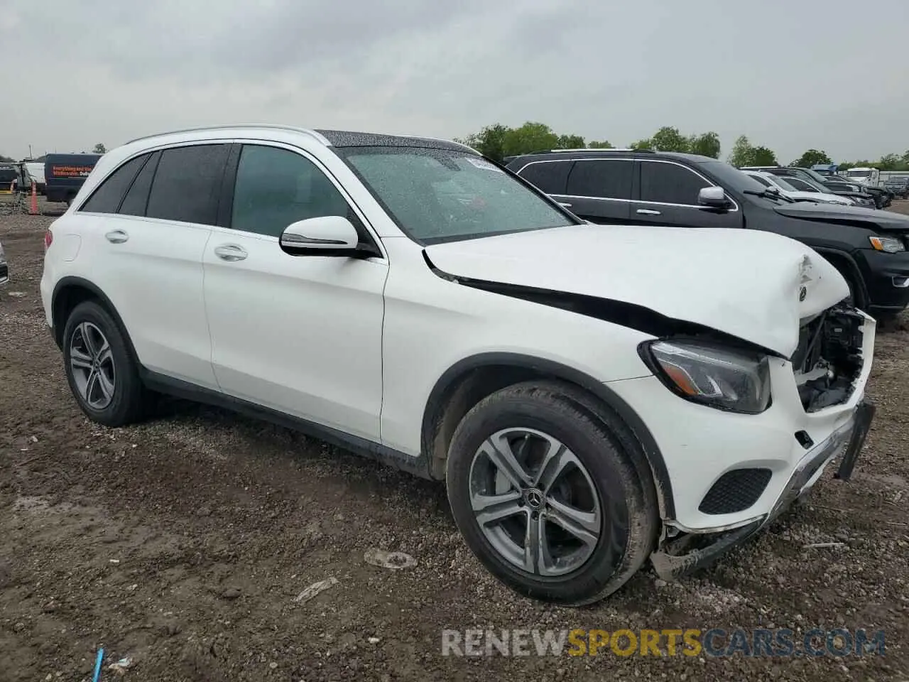 4 Photograph of a damaged car WDC0G4JB2KF655242 MERCEDES-BENZ GLC-CLASS 2019
