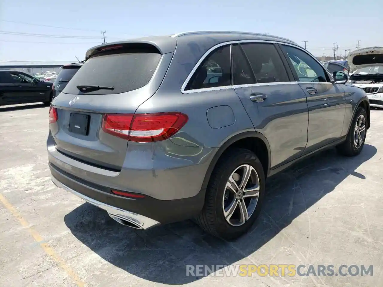 4 Photograph of a damaged car WDC0G4JB2KV132227 MERCEDES-BENZ GLC-CLASS 2019