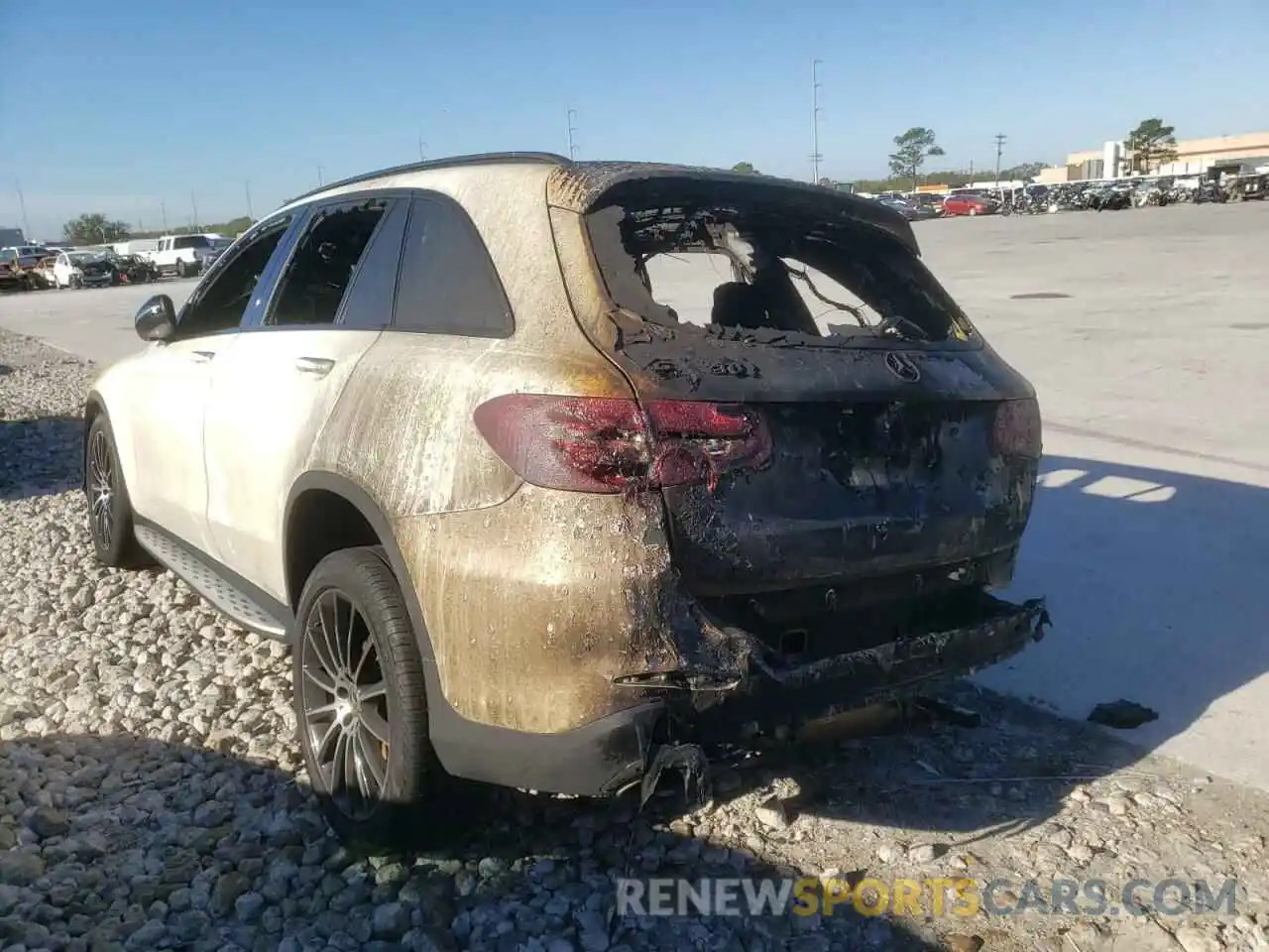 3 Photograph of a damaged car WDC0G4JB3KV149960 MERCEDES-BENZ GLC-CLASS 2019