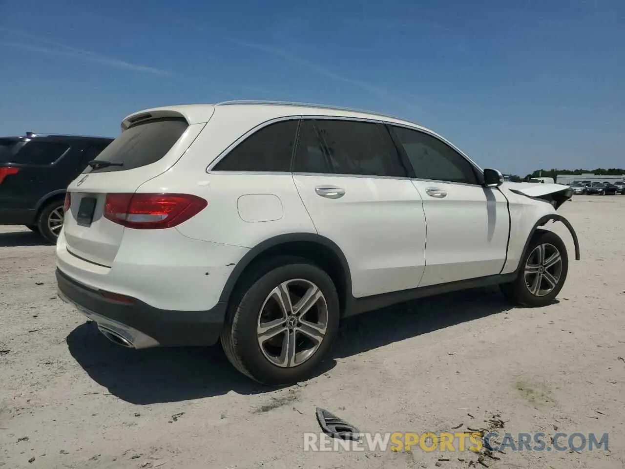 3 Photograph of a damaged car WDC0G4JB4KV192588 MERCEDES-BENZ GLC-CLASS 2019