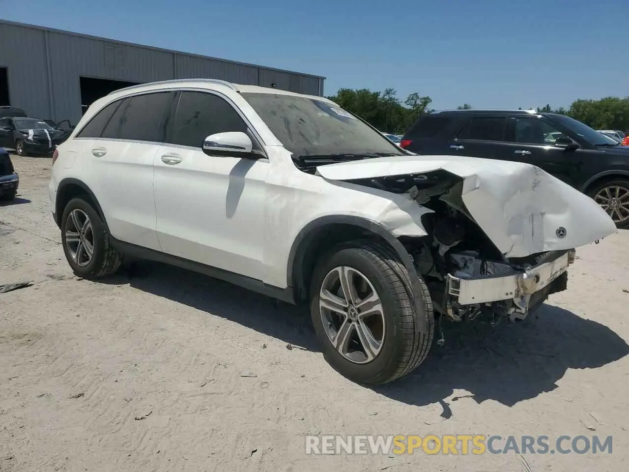 4 Photograph of a damaged car WDC0G4JB4KV192588 MERCEDES-BENZ GLC-CLASS 2019