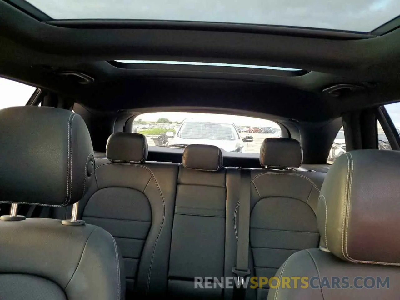 10 Photograph of a damaged car WDC0G4JB5KF562506 MERCEDES-BENZ GLC-CLASS 2019