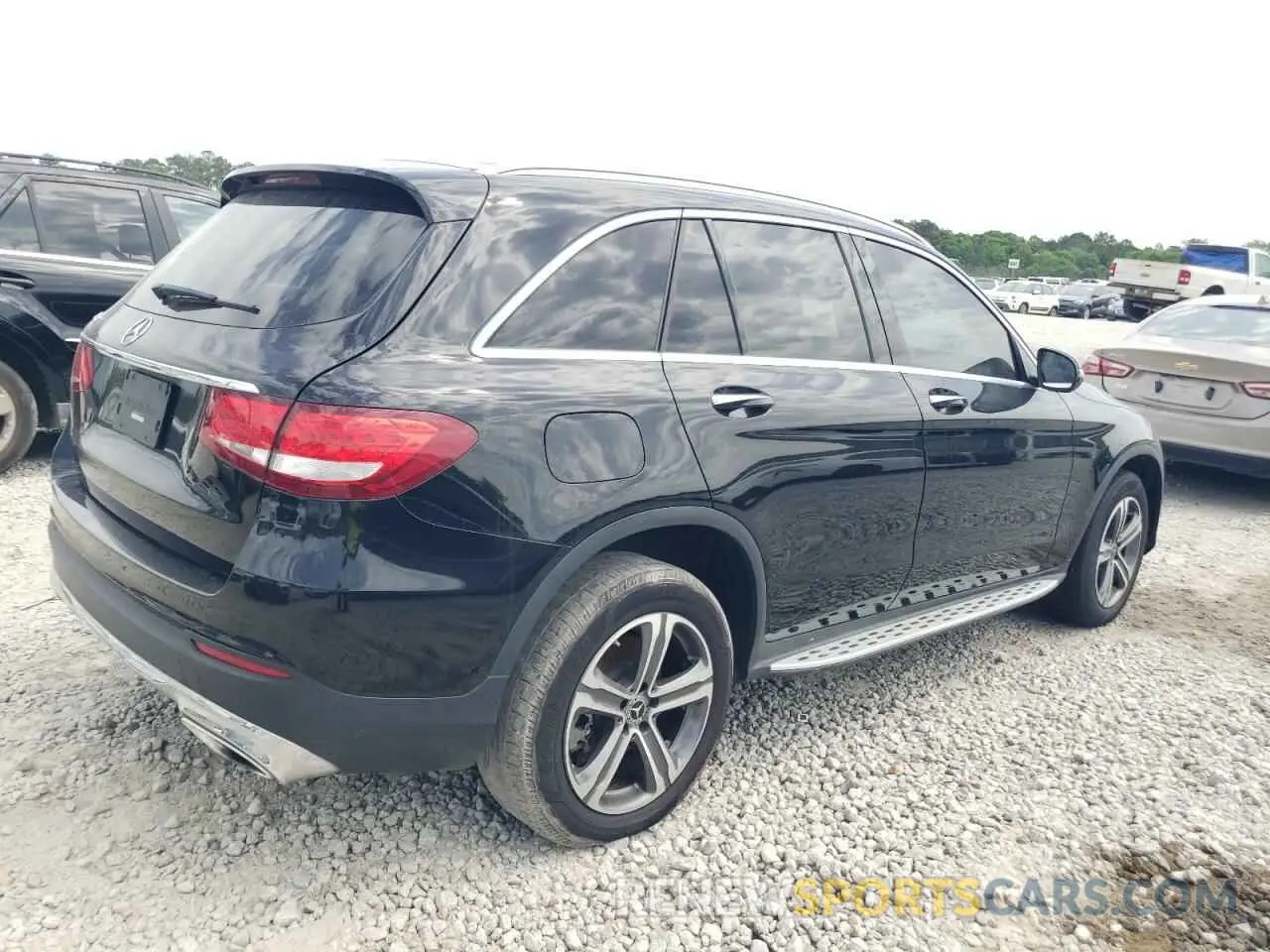 3 Photograph of a damaged car WDC0G4JB5KV187285 MERCEDES-BENZ GLC-CLASS 2019