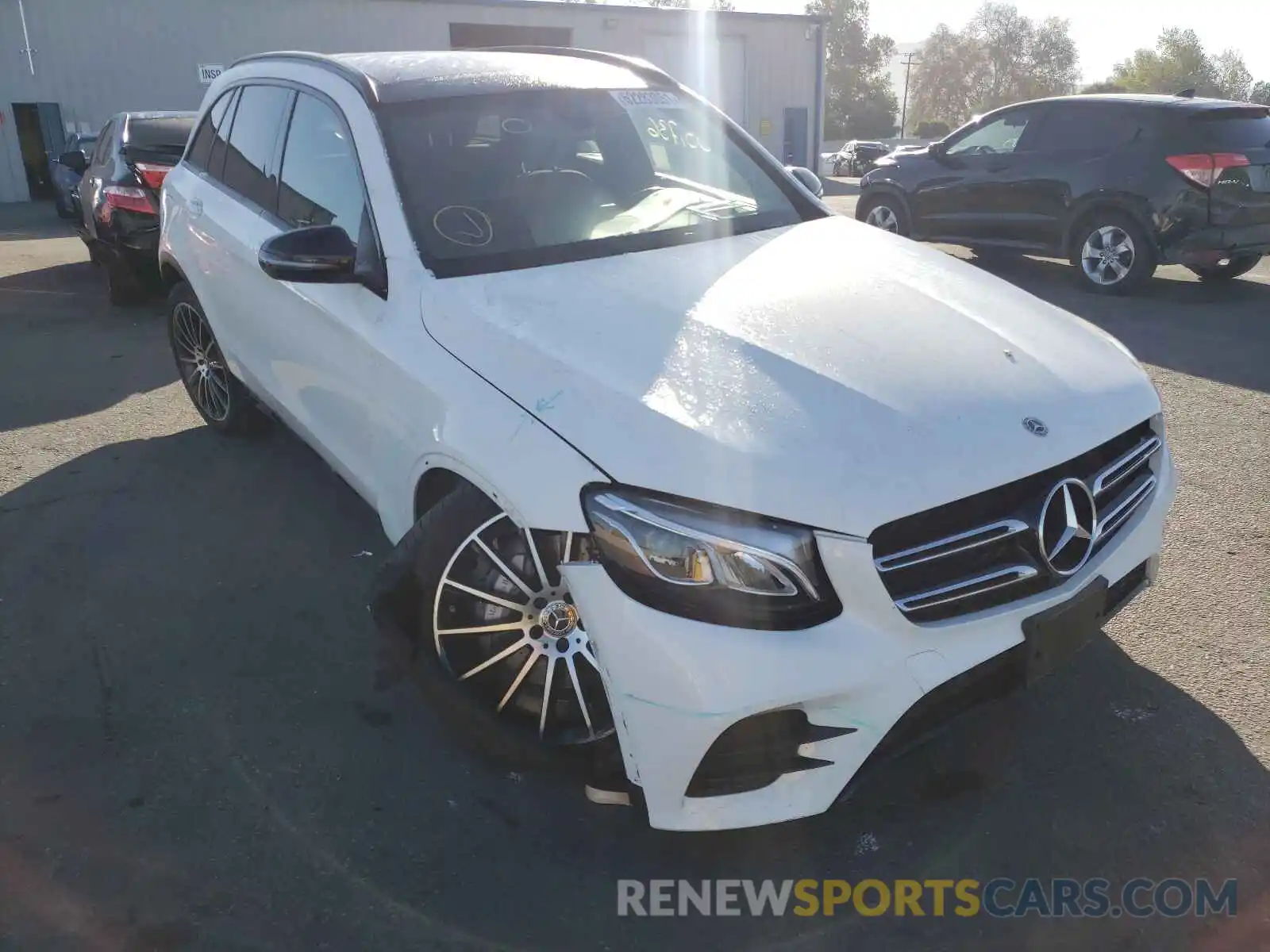 1 Photograph of a damaged car WDC0G4JB6KF596373 MERCEDES-BENZ GLC-CLASS 2019