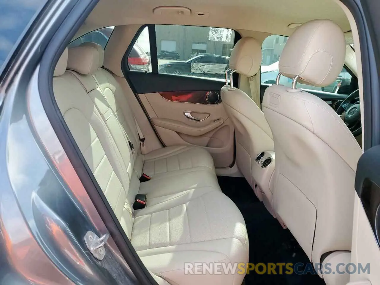 10 Photograph of a damaged car WDC0G4JB6KV133655 MERCEDES-BENZ GLC-CLASS 2019