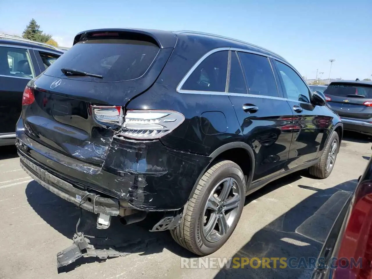 3 Photograph of a damaged car WDC0G4JB6KV157051 MERCEDES-BENZ GLC-CLASS 2019
