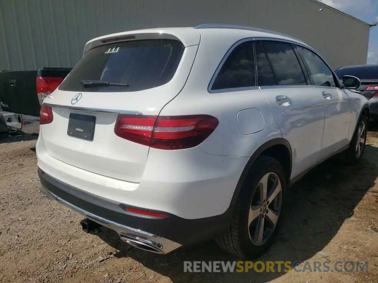 4 Photograph of a damaged car WDC0G4JB6KV168437 MERCEDES-BENZ GLC-CLASS 2019