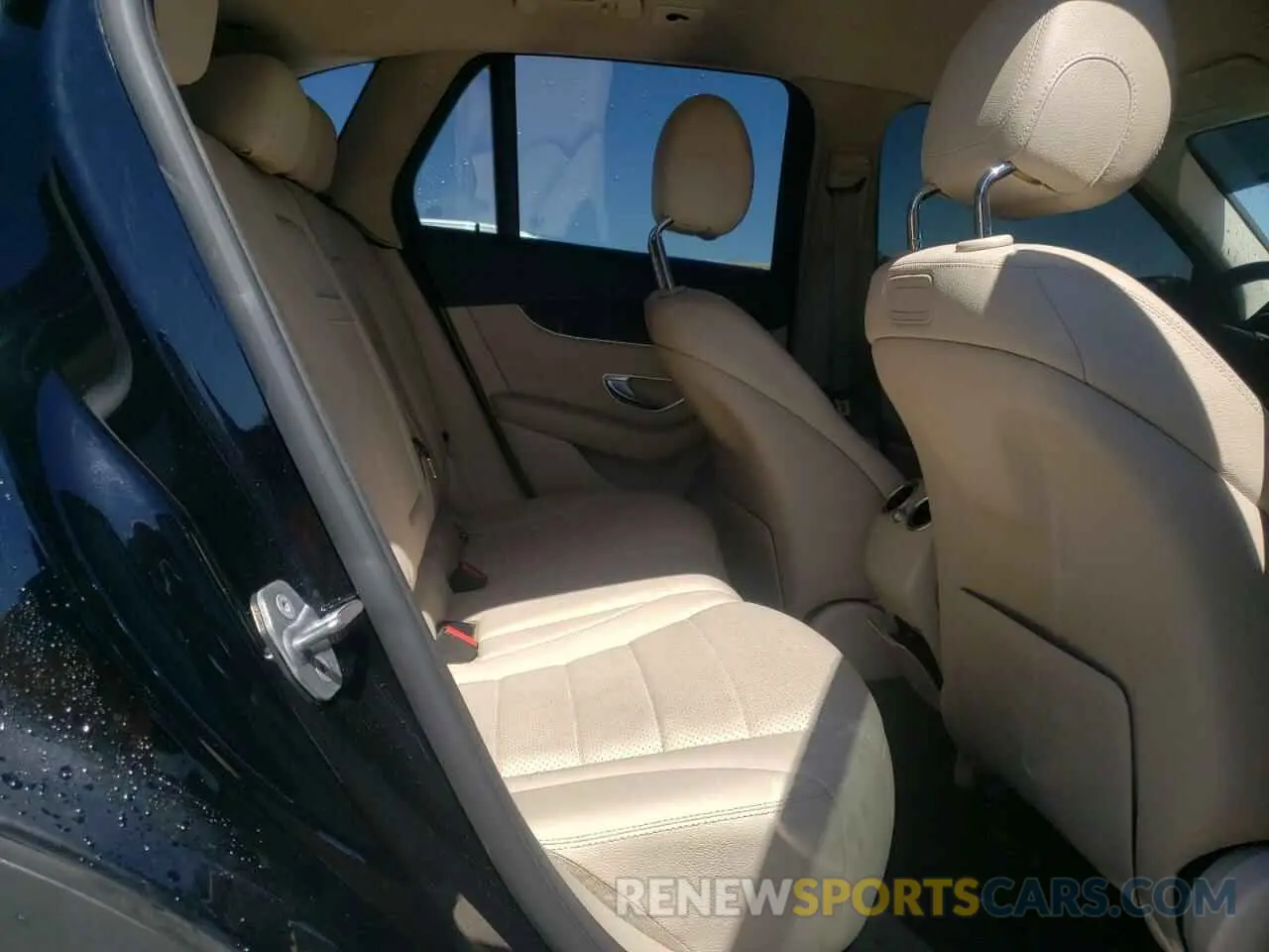 11 Photograph of a damaged car WDC0G4JB6KV171323 MERCEDES-BENZ GLC-CLASS 2019